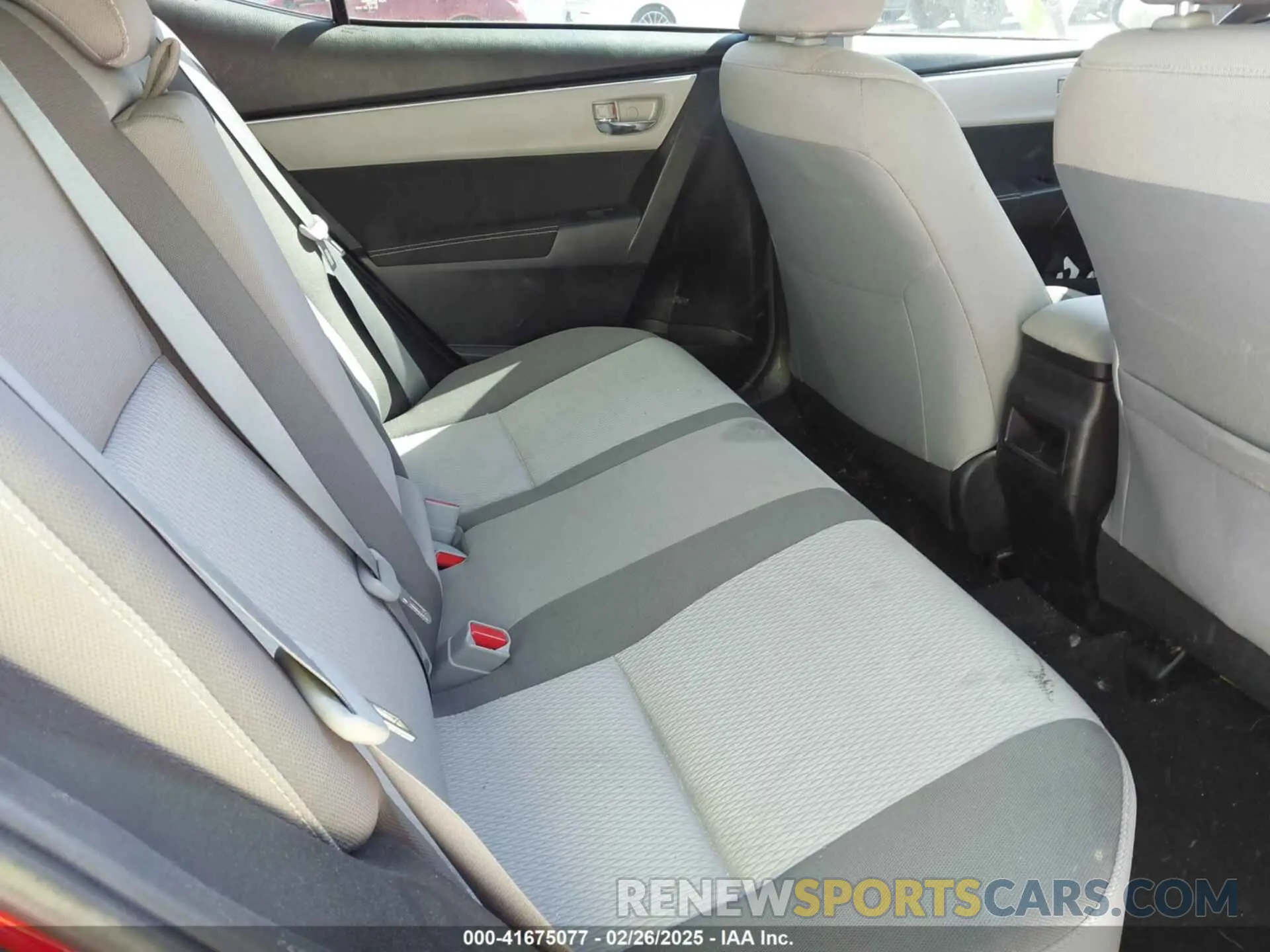 8 Photograph of a damaged car 5YFBURHE7KP867213 TOYOTA COROLLA 2019