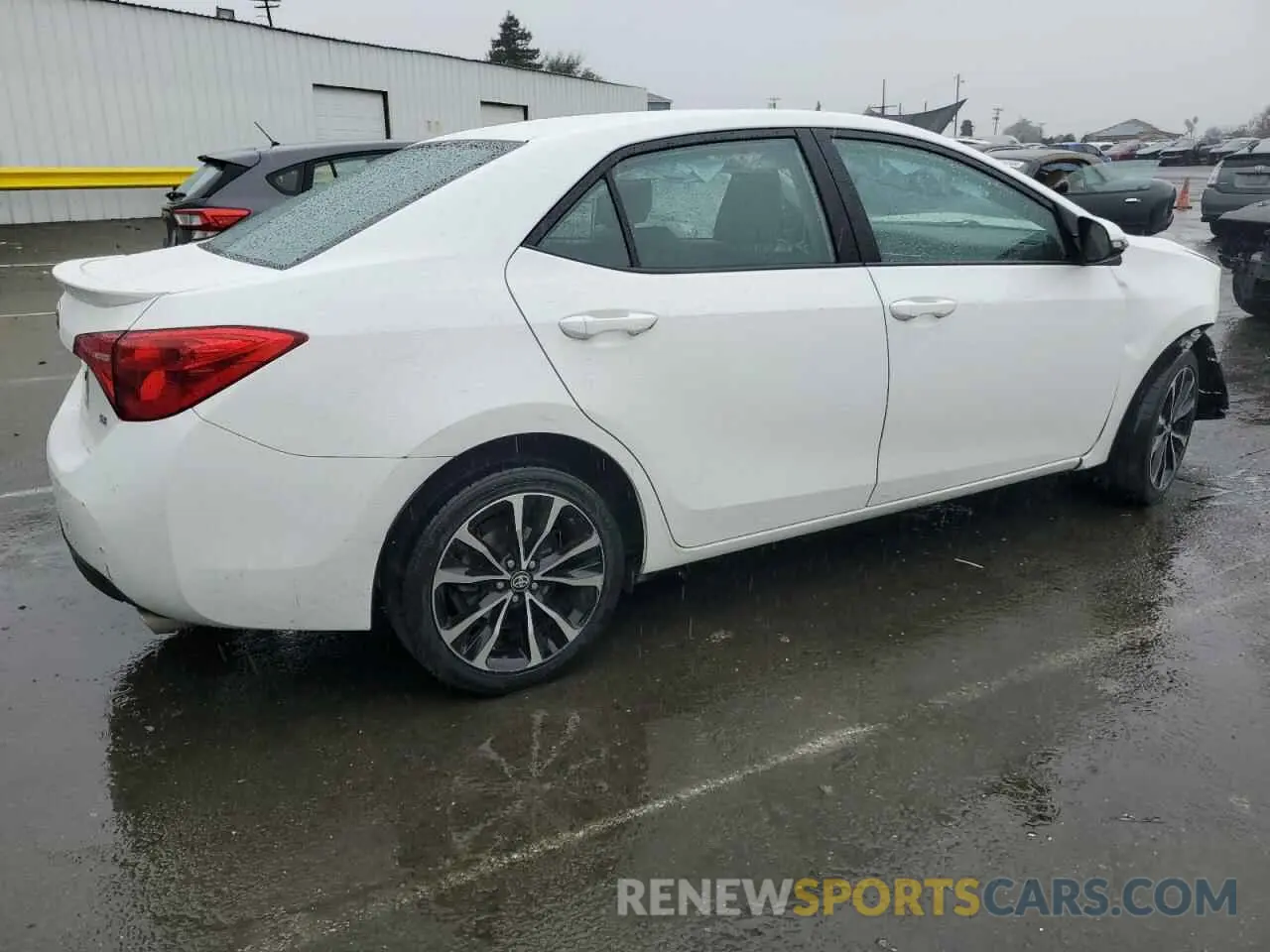 3 Фотография поврежденного автомобиля 5YFBURHE7KP871083 TOYOTA COROLLA 2019