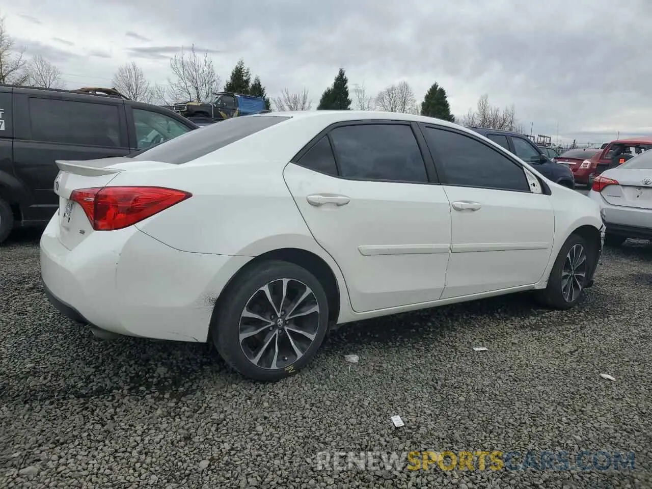 3 Photograph of a damaged car 5YFBURHE7KP873092 TOYOTA COROLLA 2019