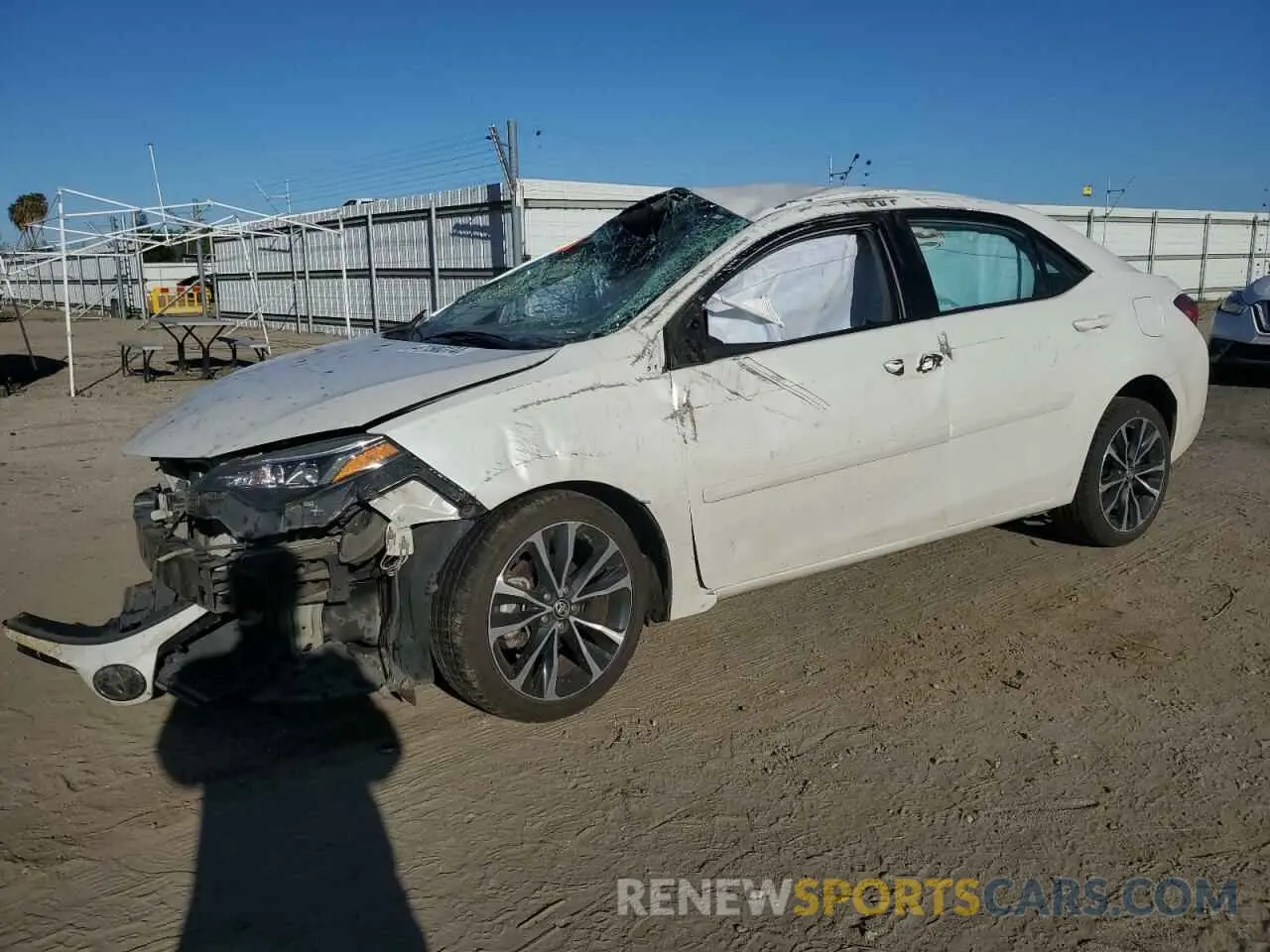 1 Photograph of a damaged car 5YFBURHE7KP876090 TOYOTA COROLLA 2019