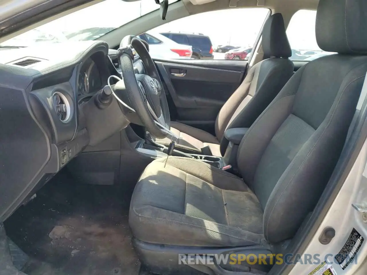 7 Photograph of a damaged car 5YFBURHE7KP876655 TOYOTA COROLLA 2019
