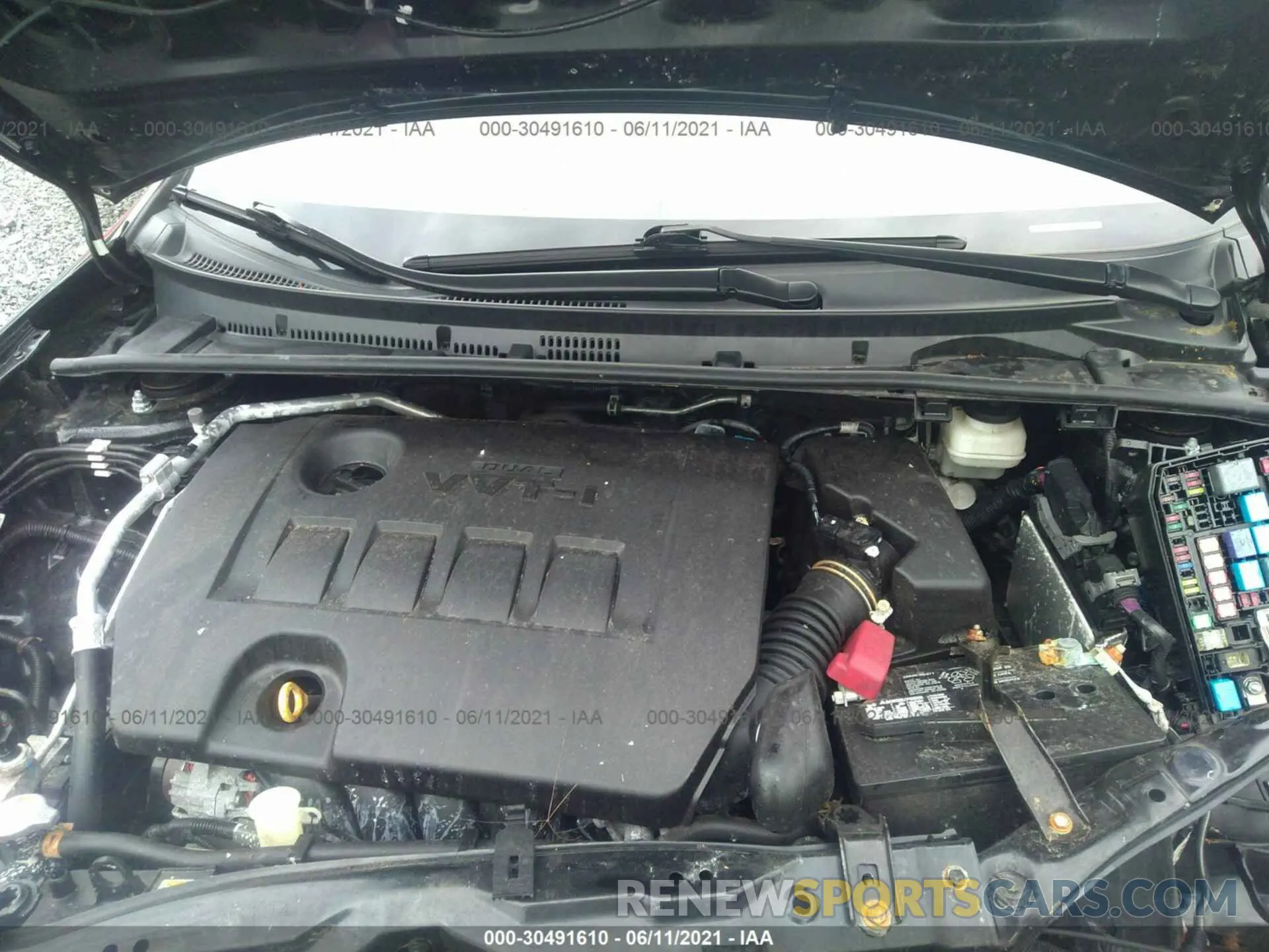 10 Photograph of a damaged car 5YFBURHE7KP878471 TOYOTA COROLLA 2019