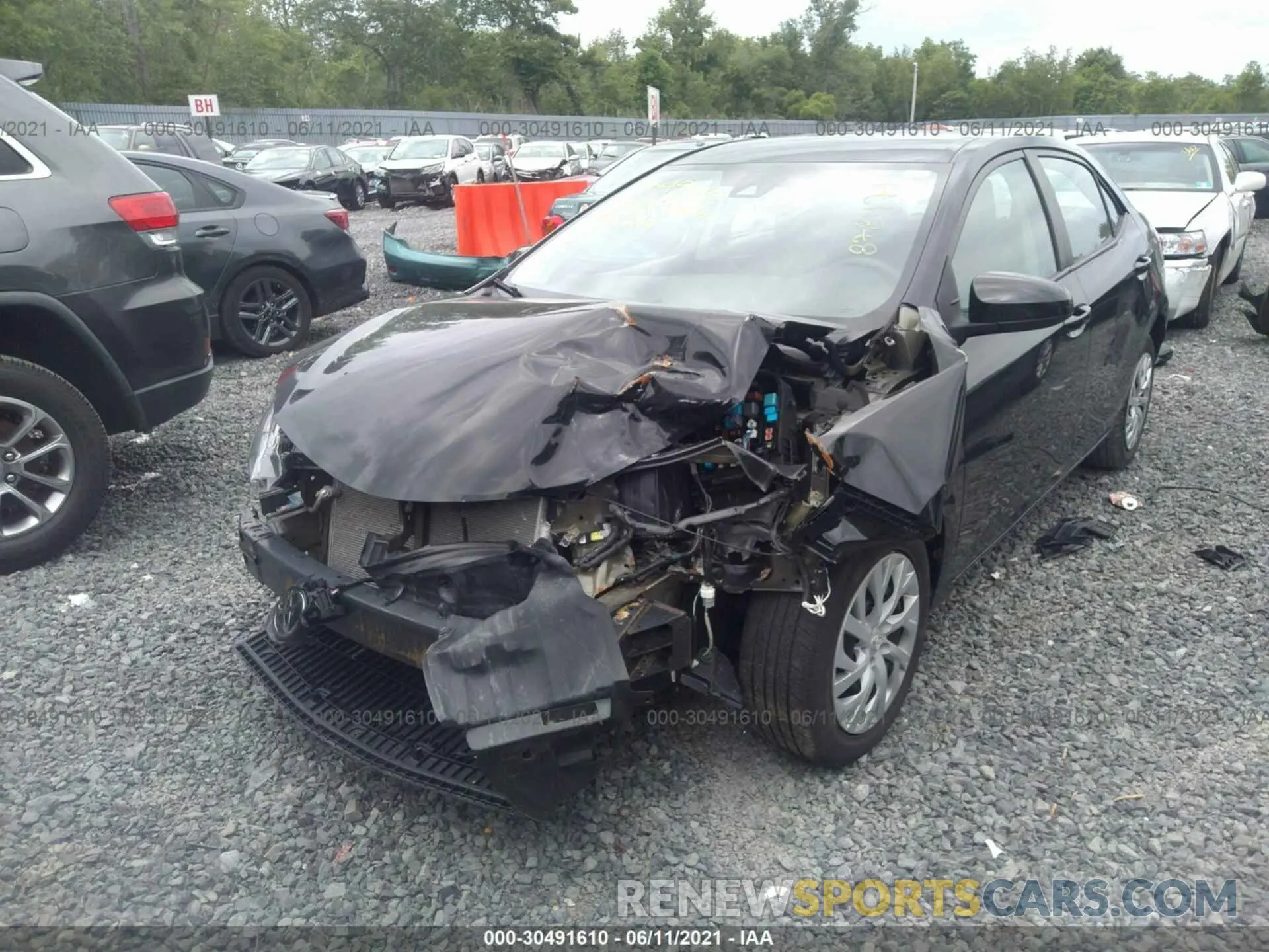 2 Photograph of a damaged car 5YFBURHE7KP878471 TOYOTA COROLLA 2019