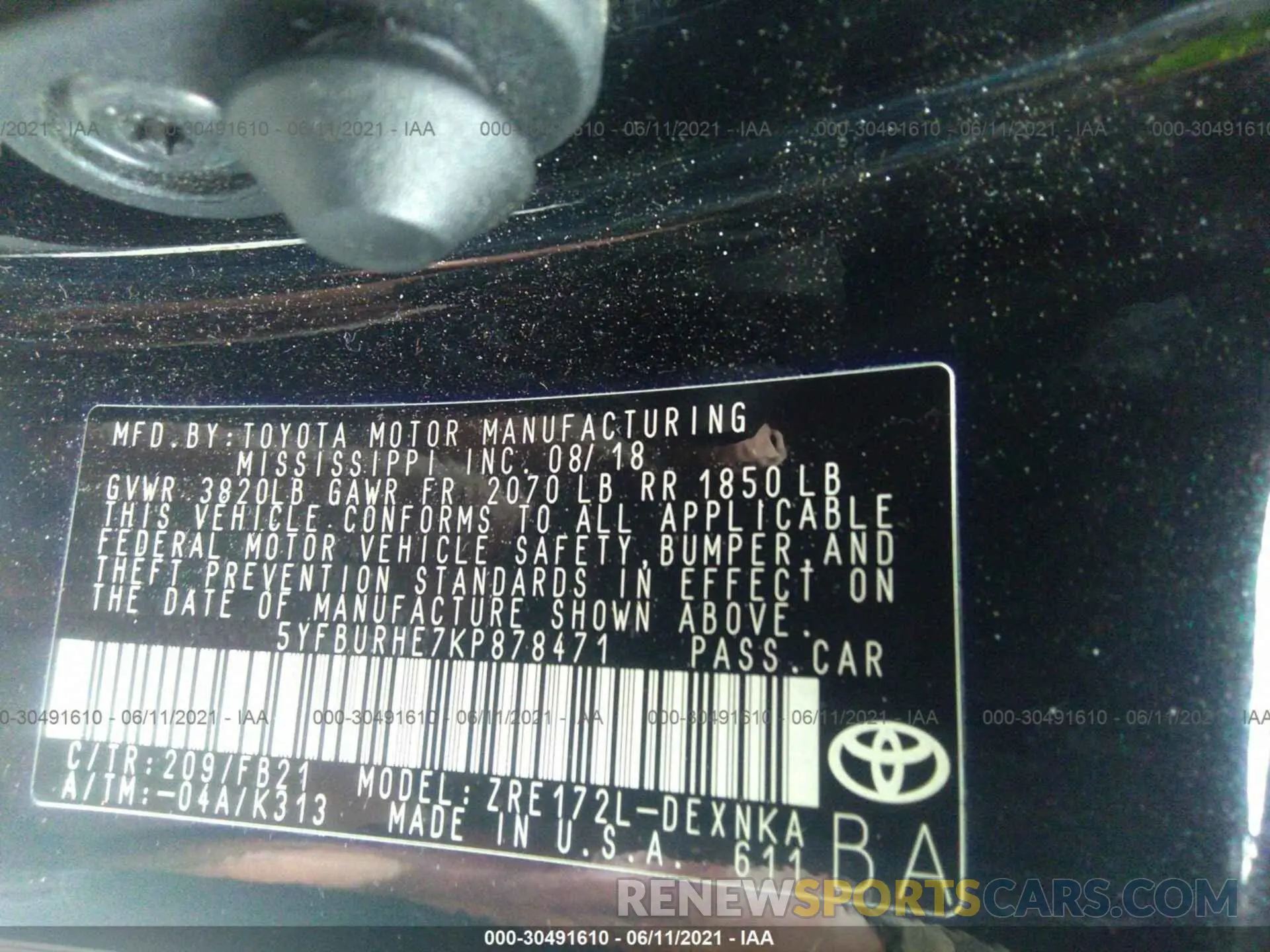 9 Photograph of a damaged car 5YFBURHE7KP878471 TOYOTA COROLLA 2019