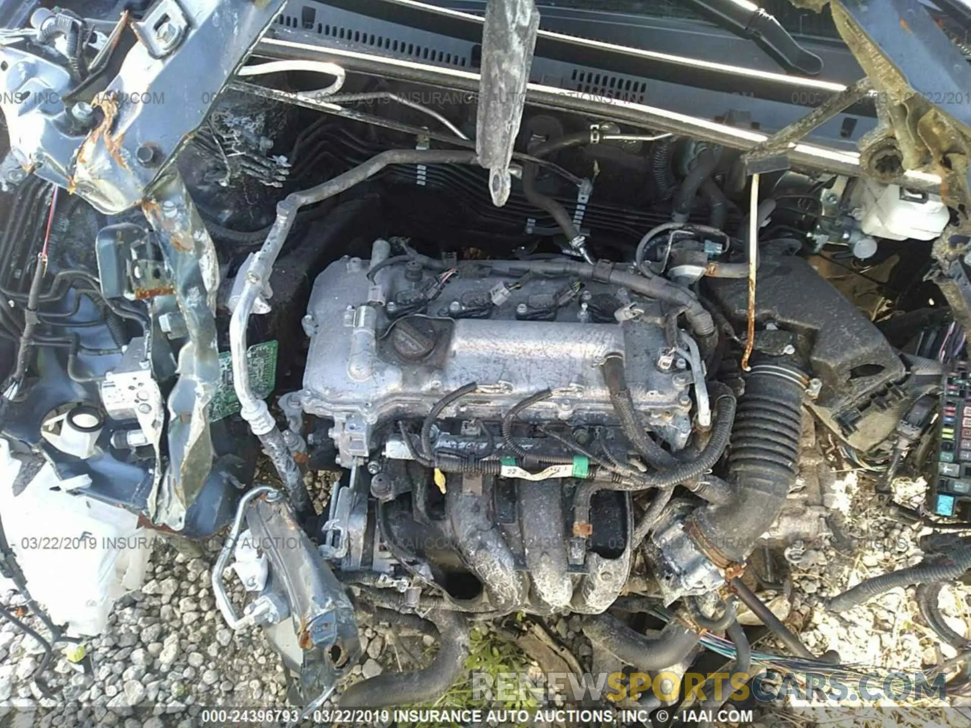 10 Photograph of a damaged car 5YFBURHE7KP879281 TOYOTA COROLLA 2019