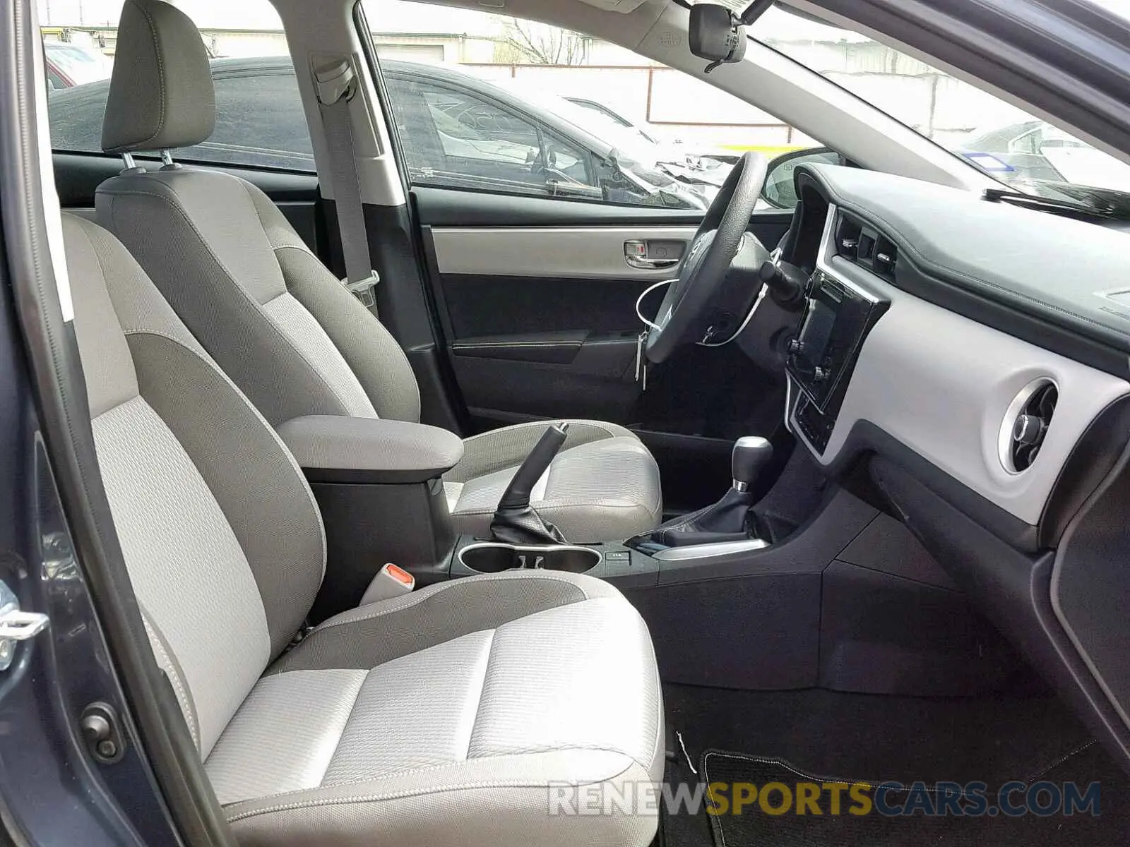 5 Photograph of a damaged car 5YFBURHE7KP884187 TOYOTA COROLLA 2019
