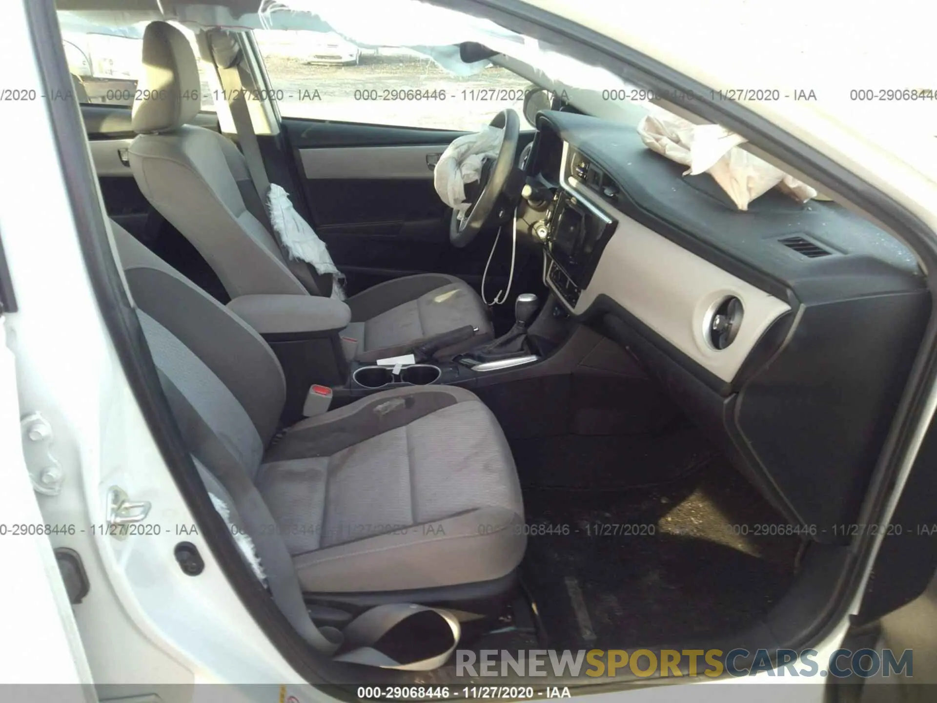5 Photograph of a damaged car 5YFBURHE7KP884366 TOYOTA COROLLA 2019