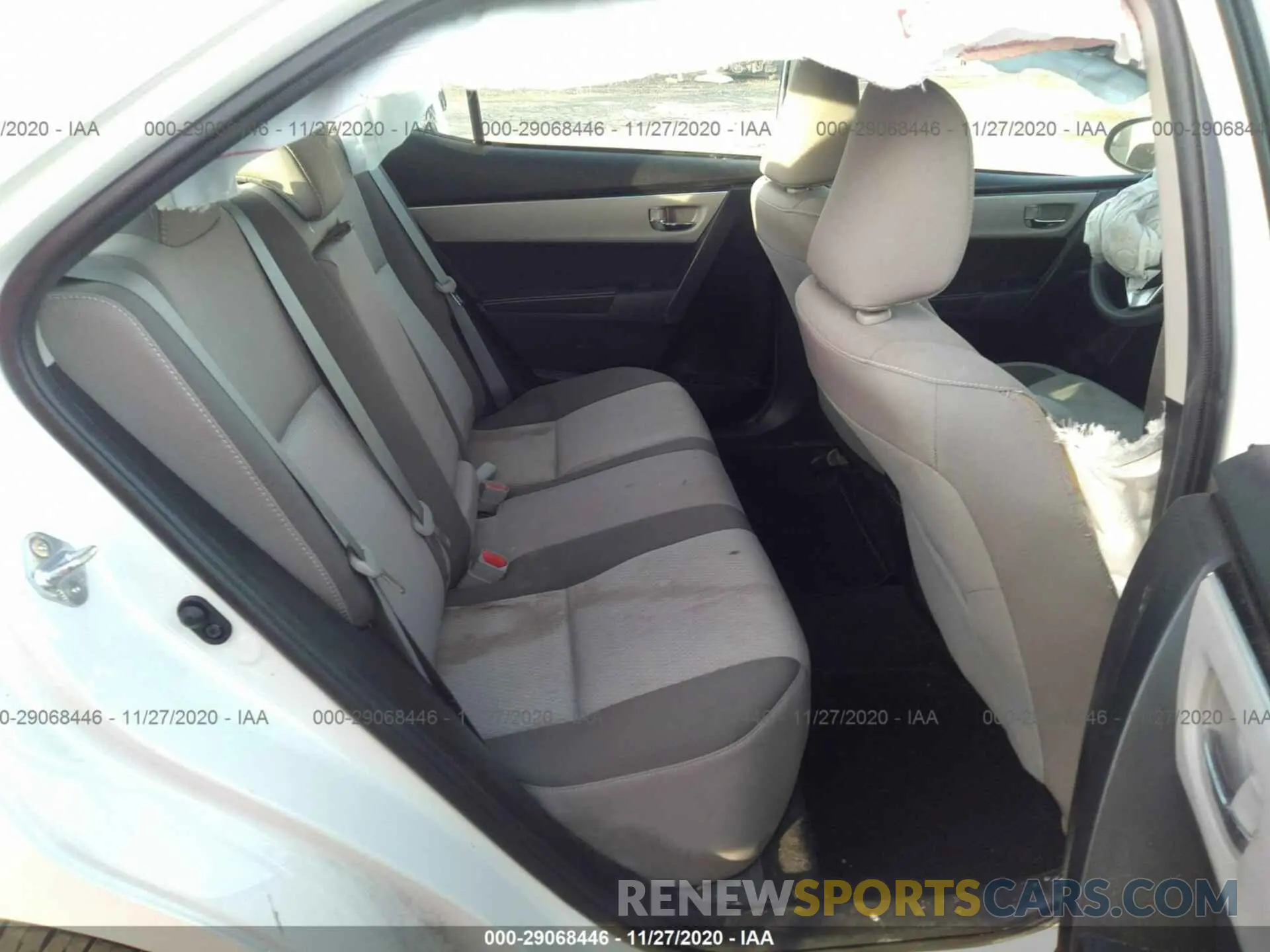 8 Photograph of a damaged car 5YFBURHE7KP884366 TOYOTA COROLLA 2019
