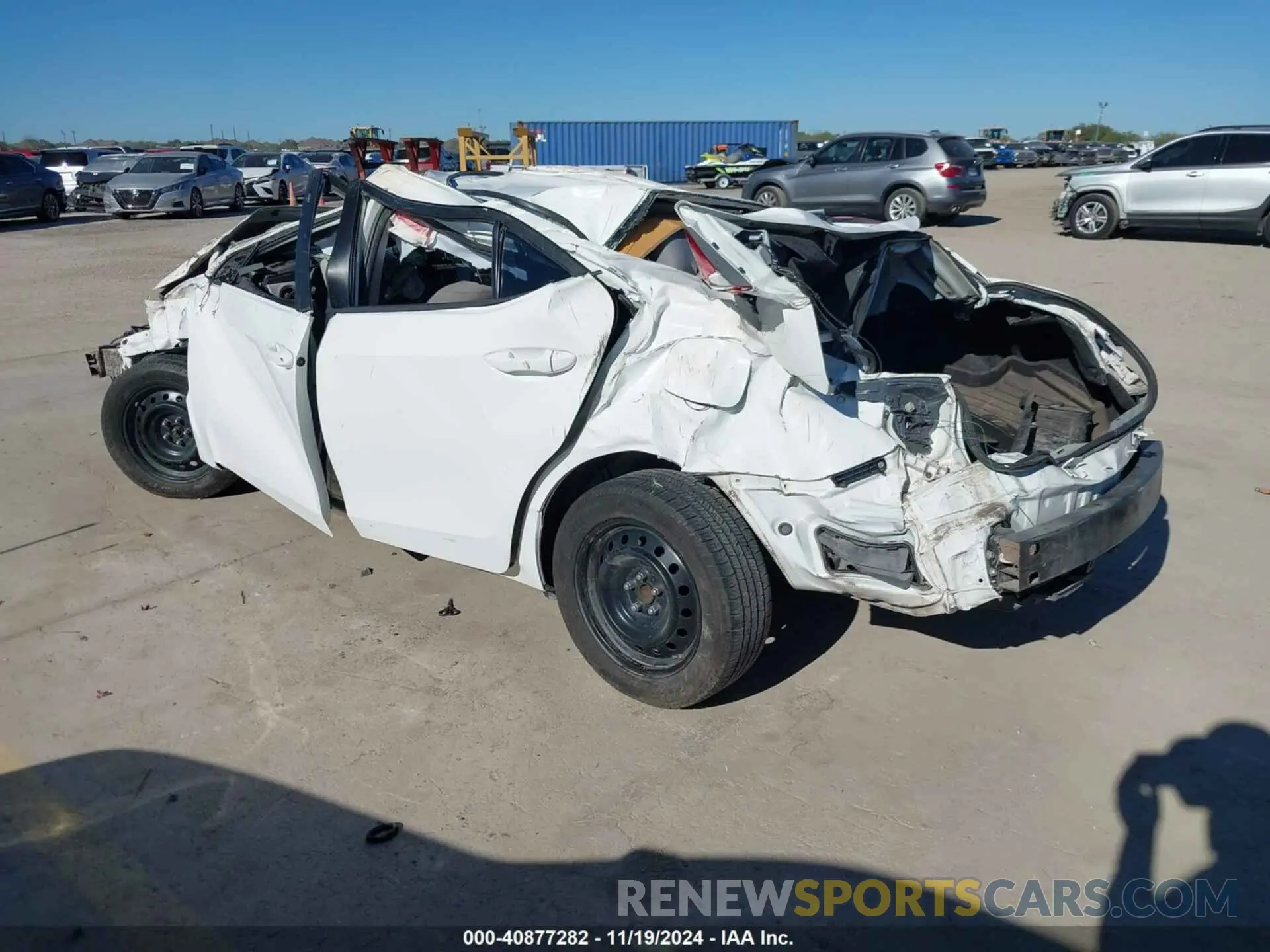3 Фотография поврежденного автомобиля 5YFBURHE7KP886568 TOYOTA COROLLA 2019