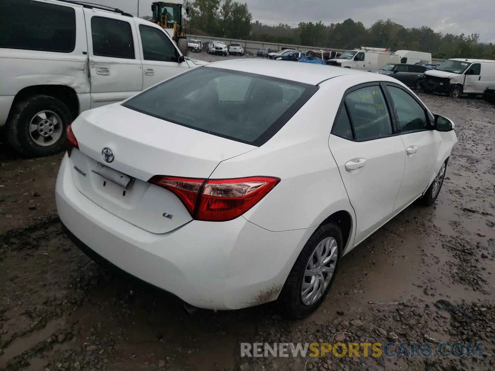 4 Фотография поврежденного автомобиля 5YFBURHE7KP889650 TOYOTA COROLLA 2019