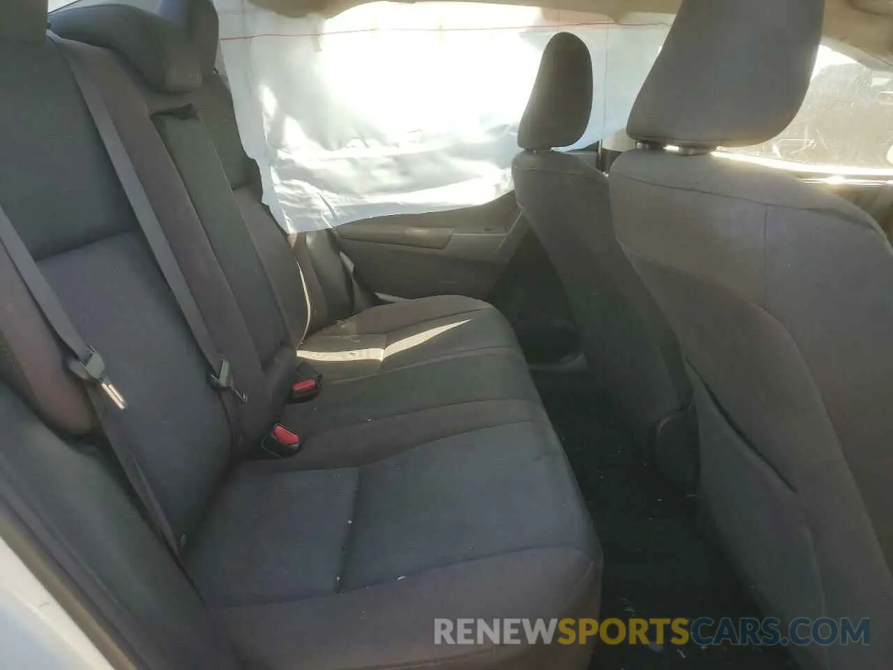 10 Photograph of a damaged car 5YFBURHE7KP891222 TOYOTA COROLLA 2019