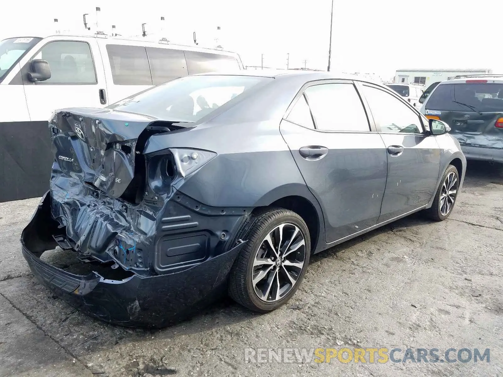 4 Photograph of a damaged car 5YFBURHE7KP891494 TOYOTA COROLLA 2019