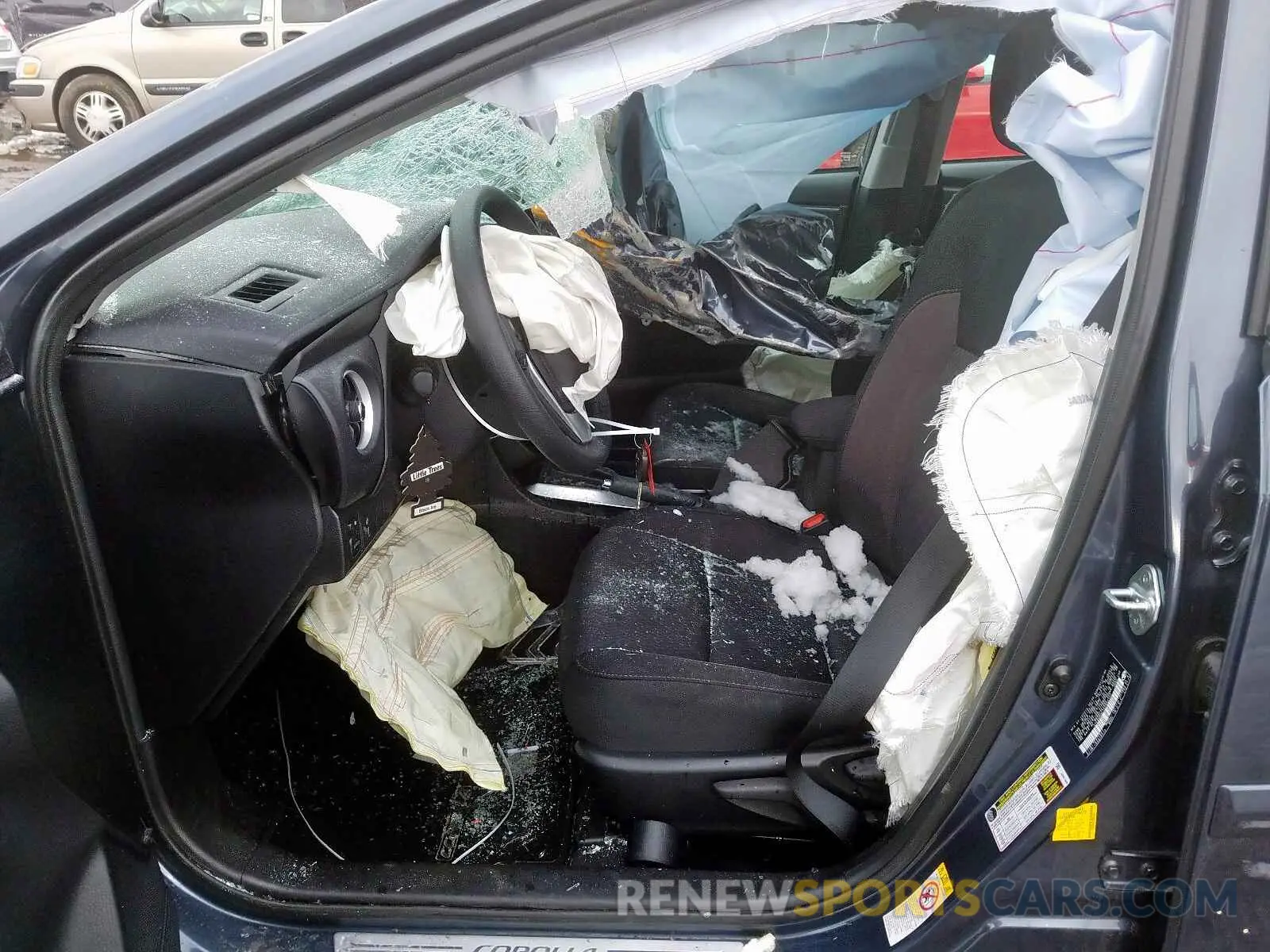 5 Photograph of a damaged car 5YFBURHE7KP893147 TOYOTA COROLLA 2019