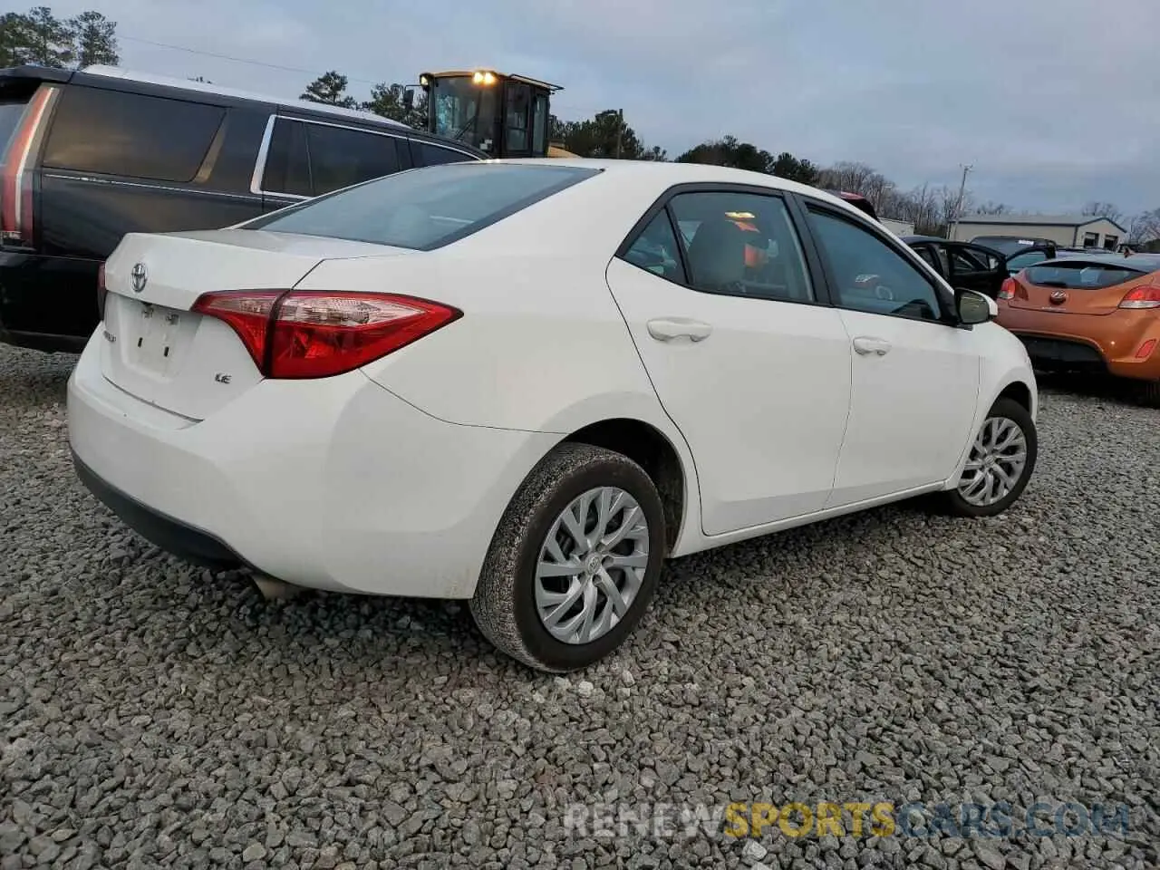 3 Photograph of a damaged car 5YFBURHE7KP901201 TOYOTA COROLLA 2019