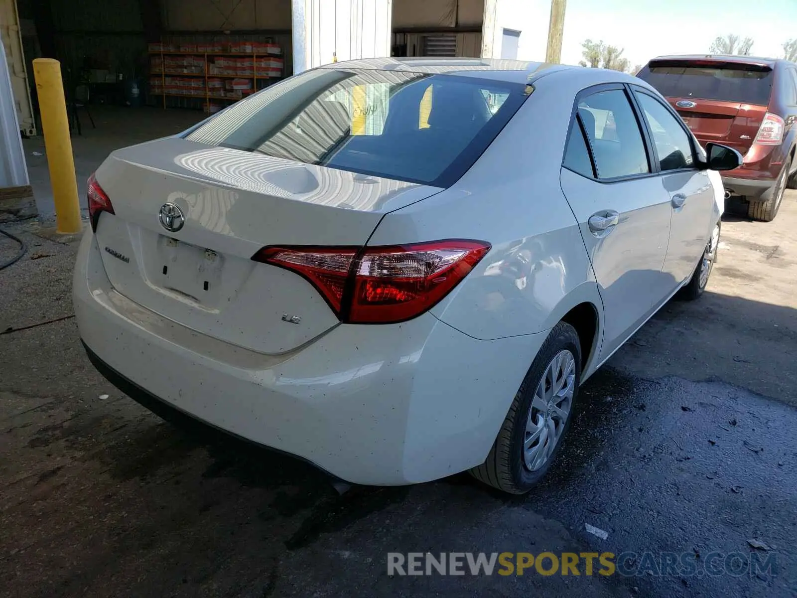 4 Photograph of a damaged car 5YFBURHE7KP904289 TOYOTA COROLLA 2019