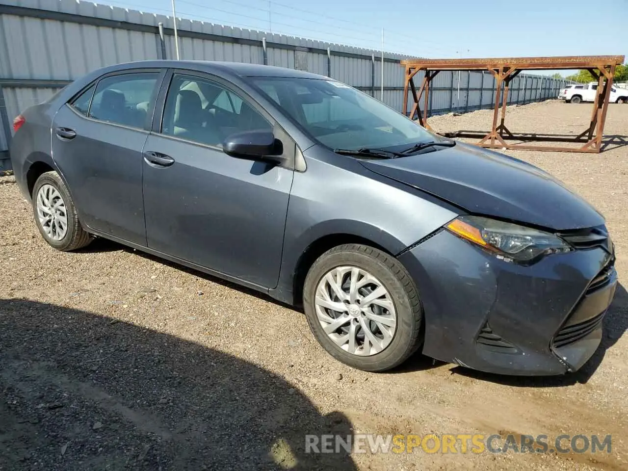 4 Фотография поврежденного автомобиля 5YFBURHE7KP907337 TOYOTA COROLLA 2019