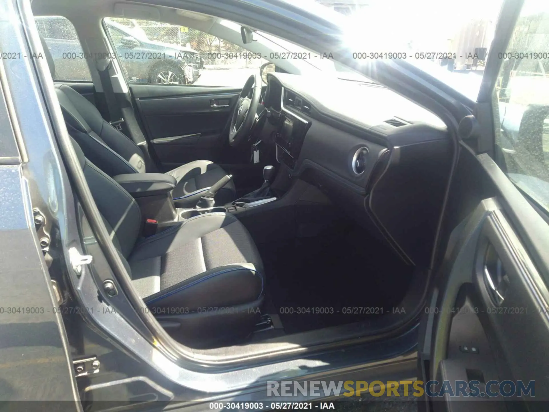 5 Photograph of a damaged car 5YFBURHE7KP910660 TOYOTA COROLLA 2019