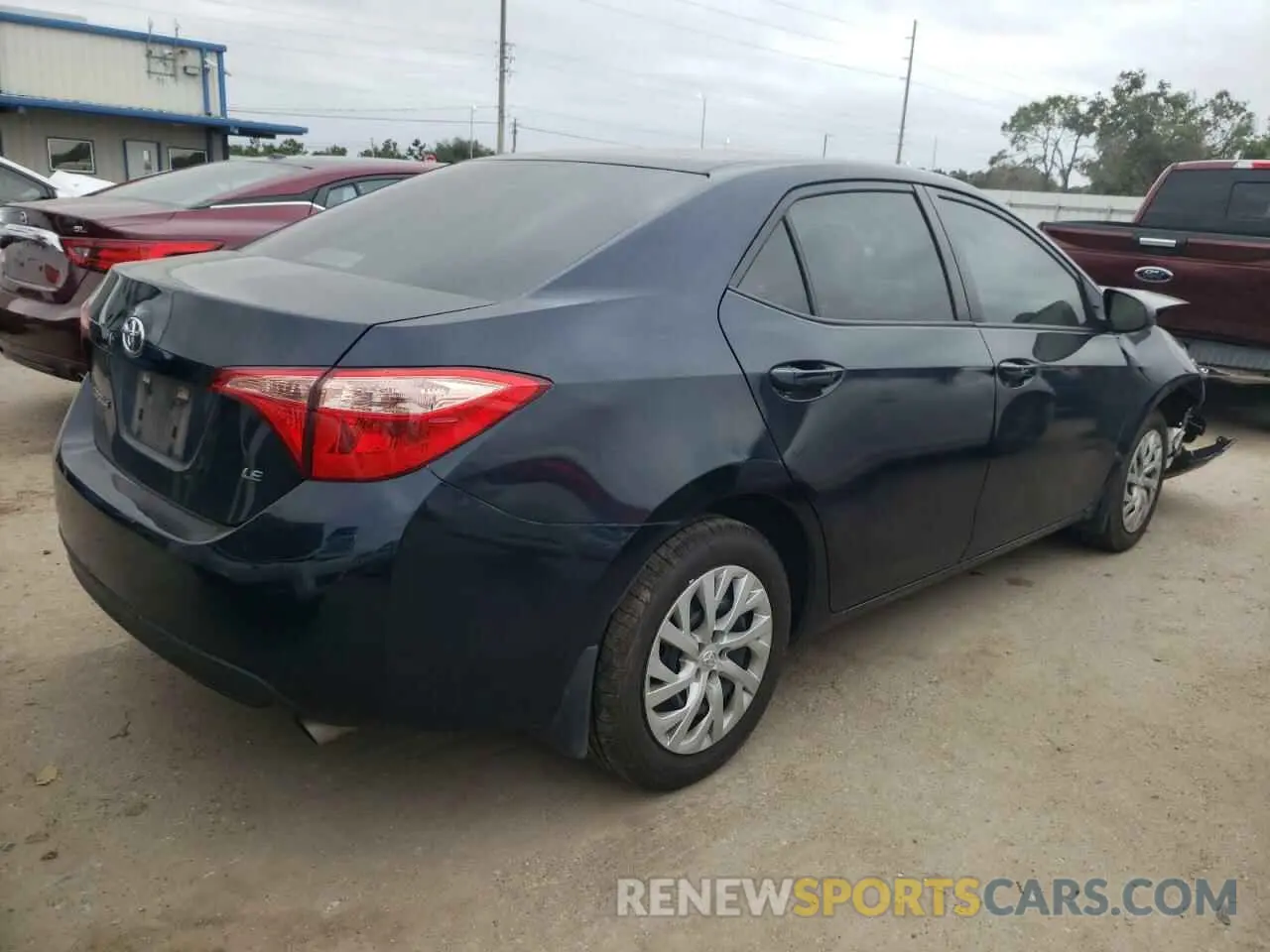 4 Photograph of a damaged car 5YFBURHE7KP913235 TOYOTA COROLLA 2019
