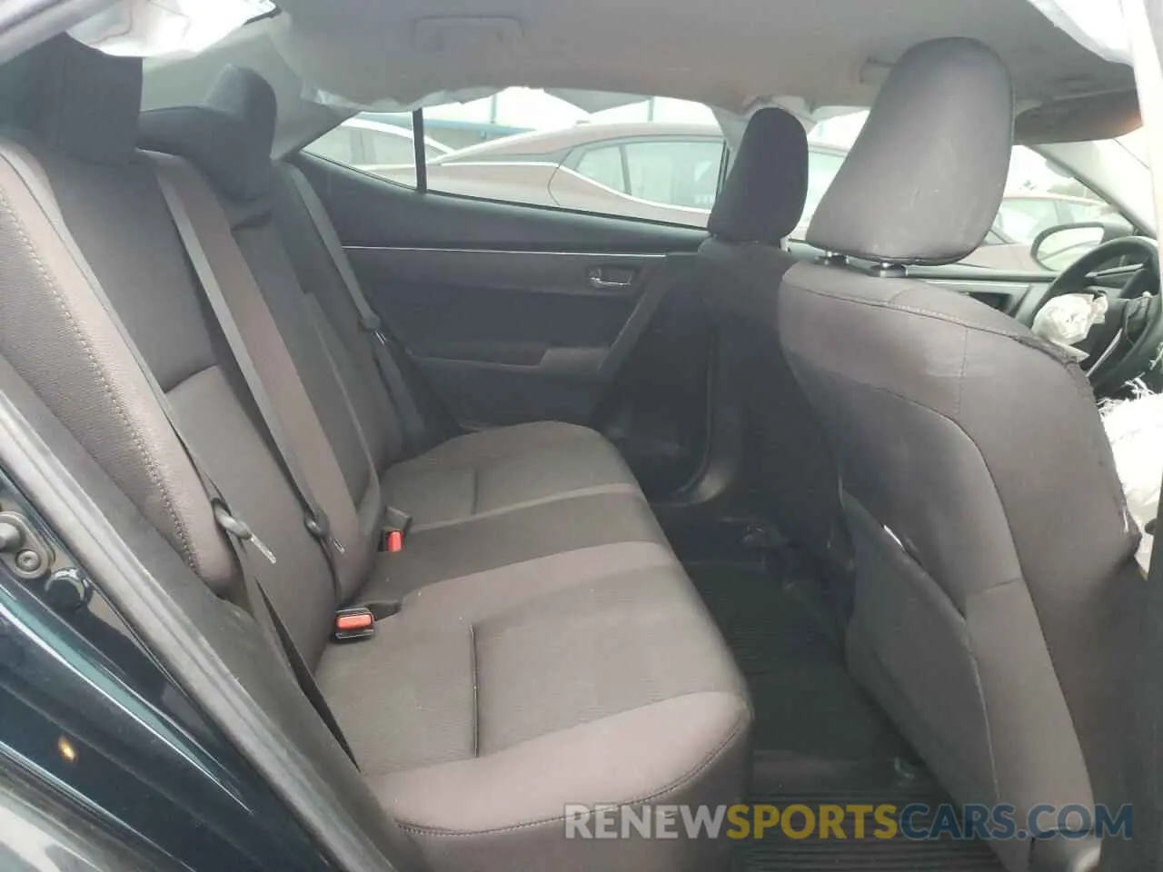 6 Photograph of a damaged car 5YFBURHE7KP913235 TOYOTA COROLLA 2019