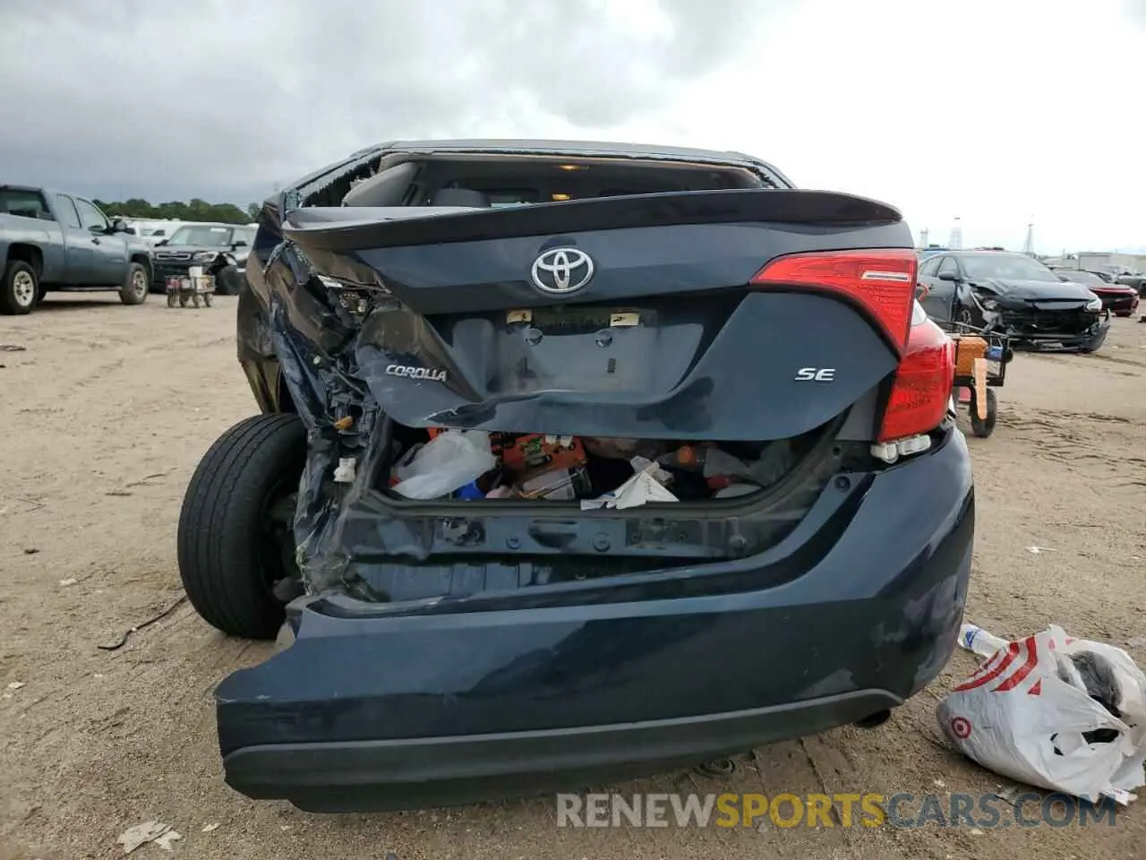 6 Photograph of a damaged car 5YFBURHE7KP923487 TOYOTA COROLLA 2019