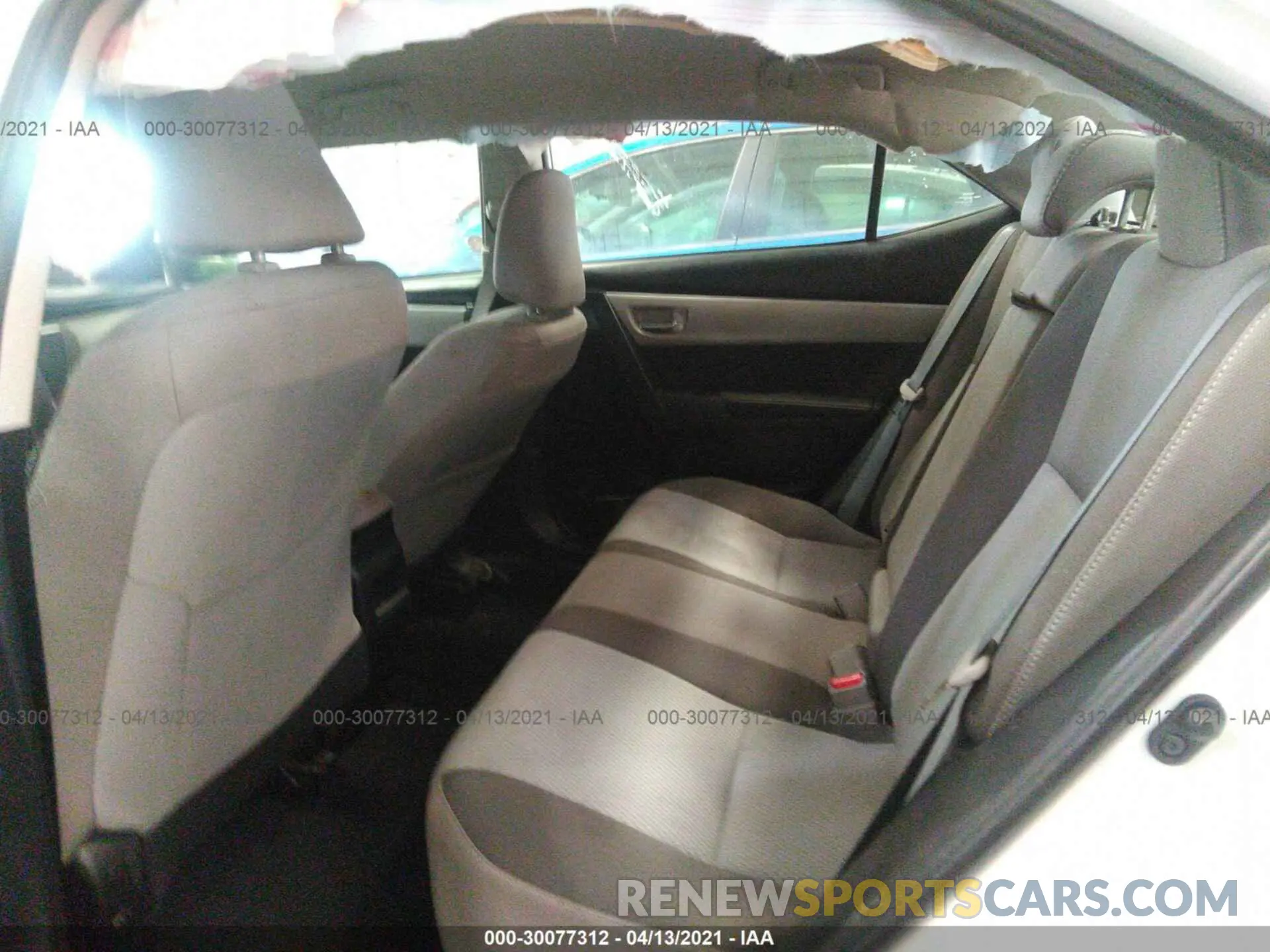 8 Photograph of a damaged car 5YFBURHE7KP931329 TOYOTA COROLLA 2019