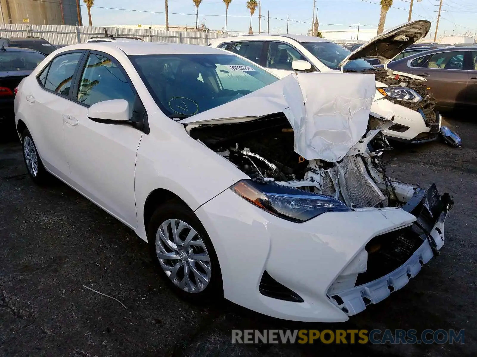 1 Photograph of a damaged car 5YFBURHE7KP935428 TOYOTA COROLLA 2019