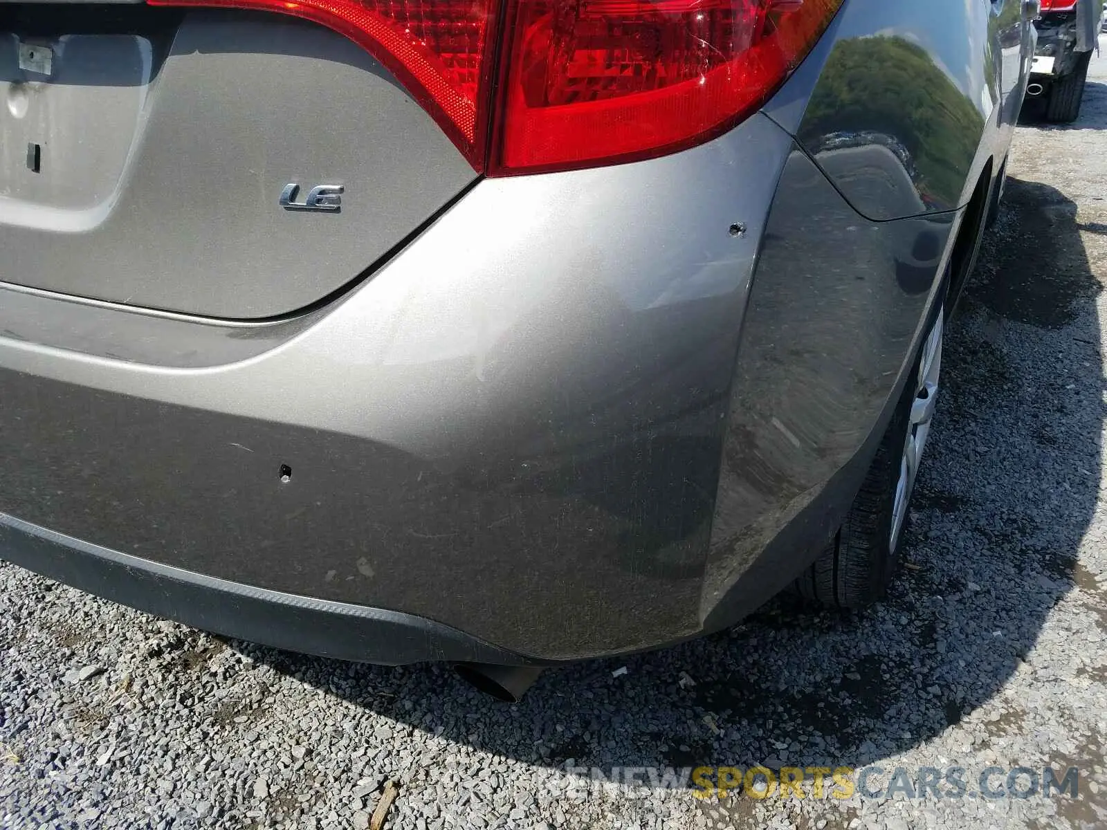 9 Photograph of a damaged car 5YFBURHE7KP936224 TOYOTA COROLLA 2019