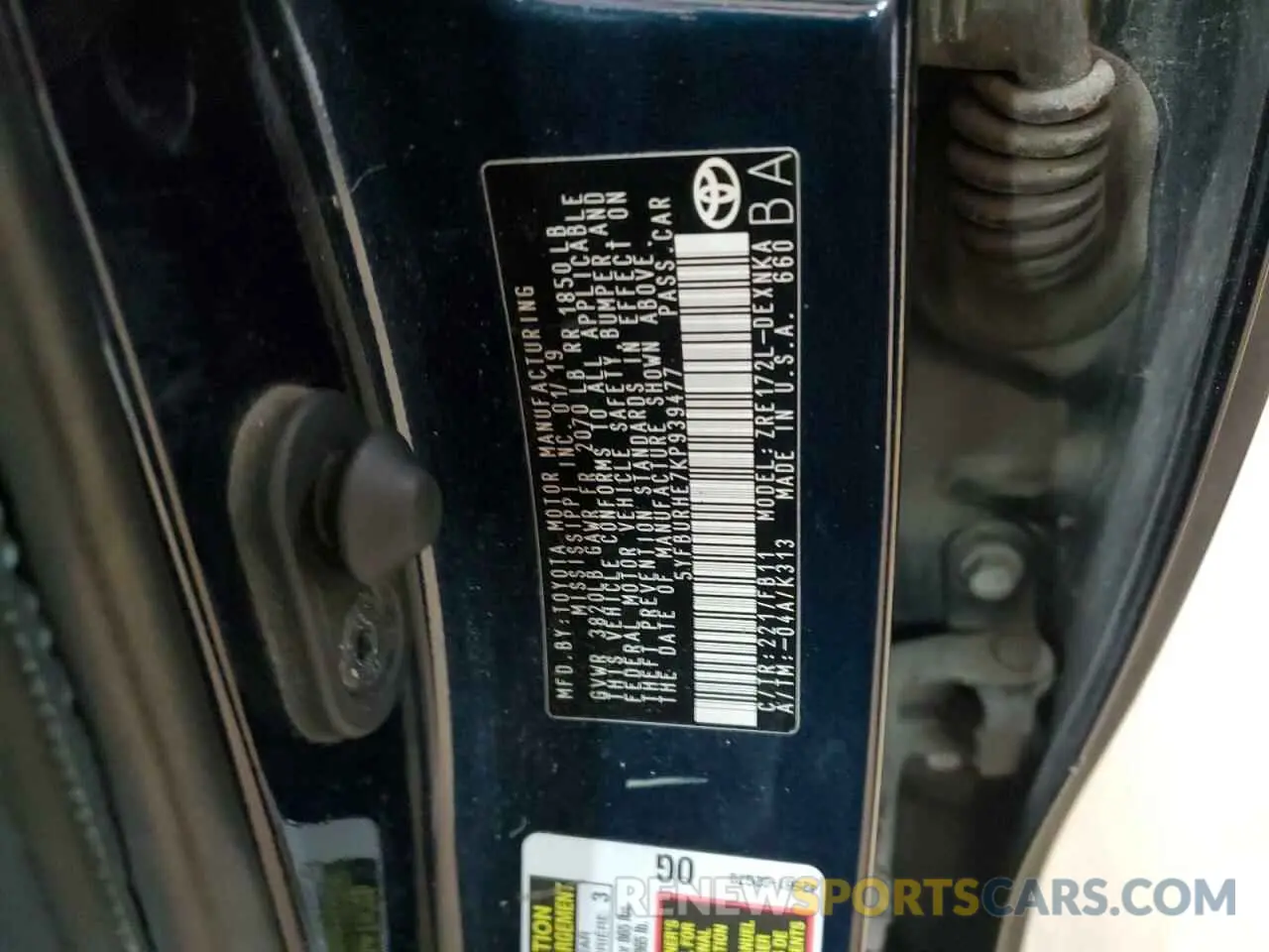 12 Фотография поврежденного автомобиля 5YFBURHE7KP939477 TOYOTA COROLLA 2019
