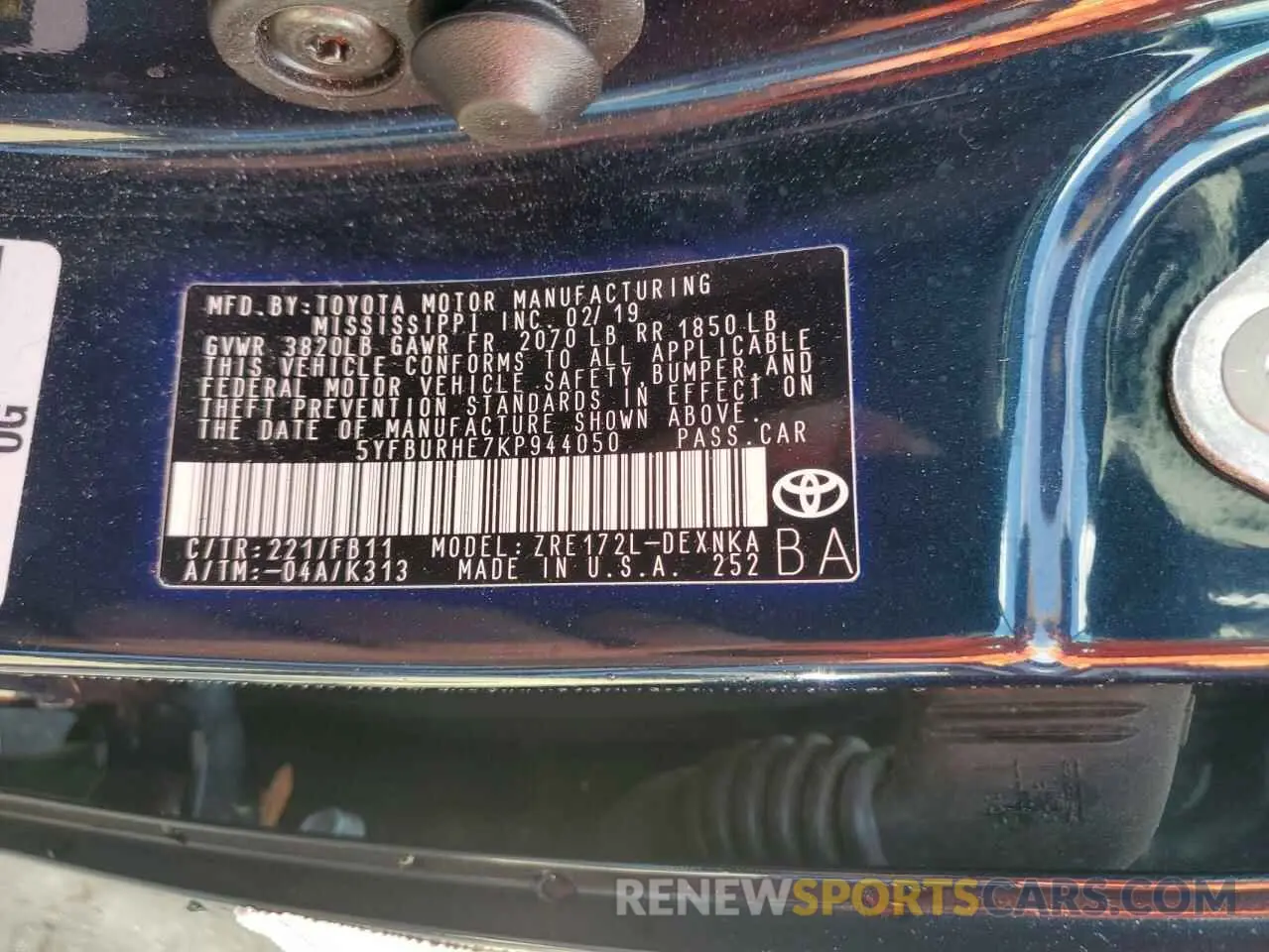 13 Photograph of a damaged car 5YFBURHE7KP944050 TOYOTA COROLLA 2019
