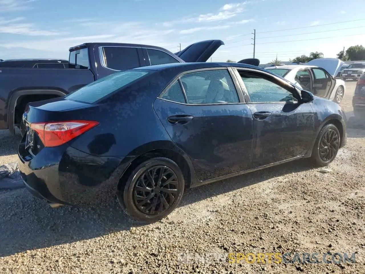 3 Photograph of a damaged car 5YFBURHE7KP944050 TOYOTA COROLLA 2019
