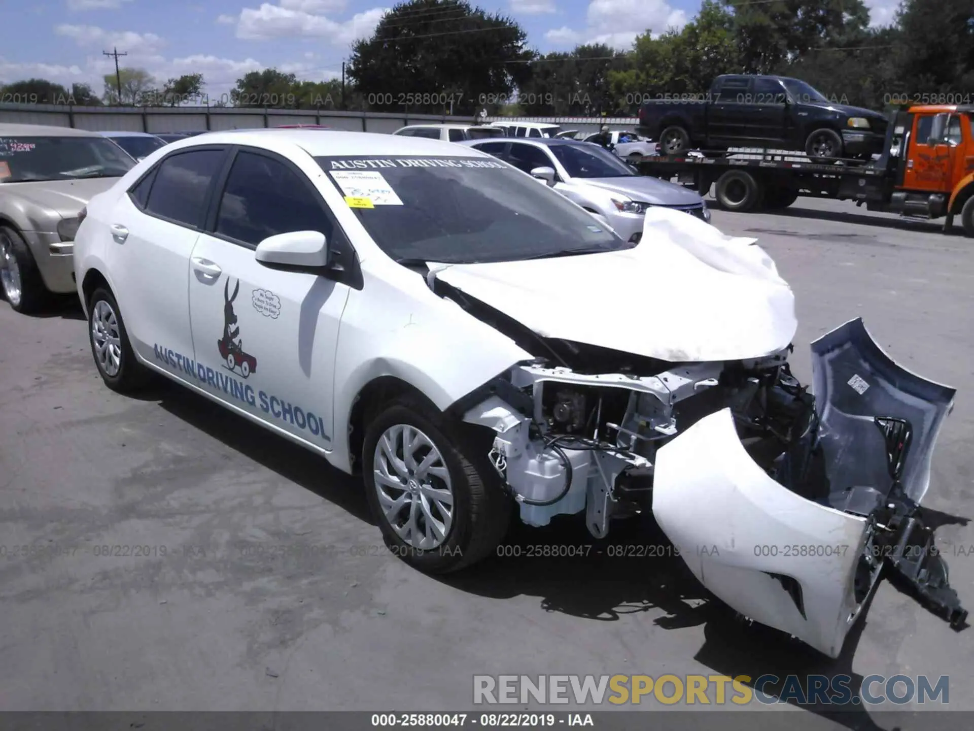 1 Photograph of a damaged car 5YFBURHE7KP949264 TOYOTA COROLLA 2019