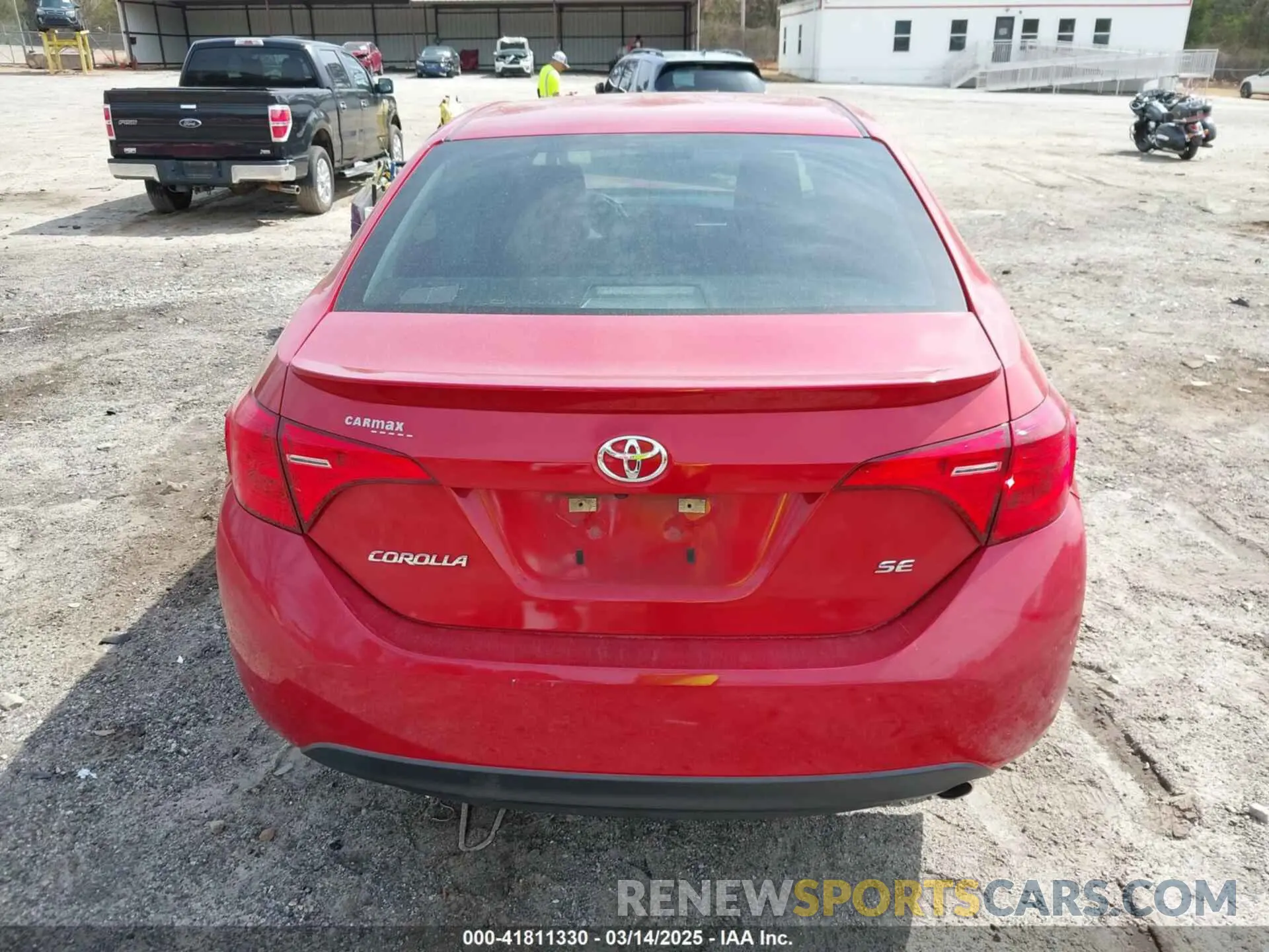 16 Photograph of a damaged car 5YFBURHE7KP949541 TOYOTA COROLLA 2019