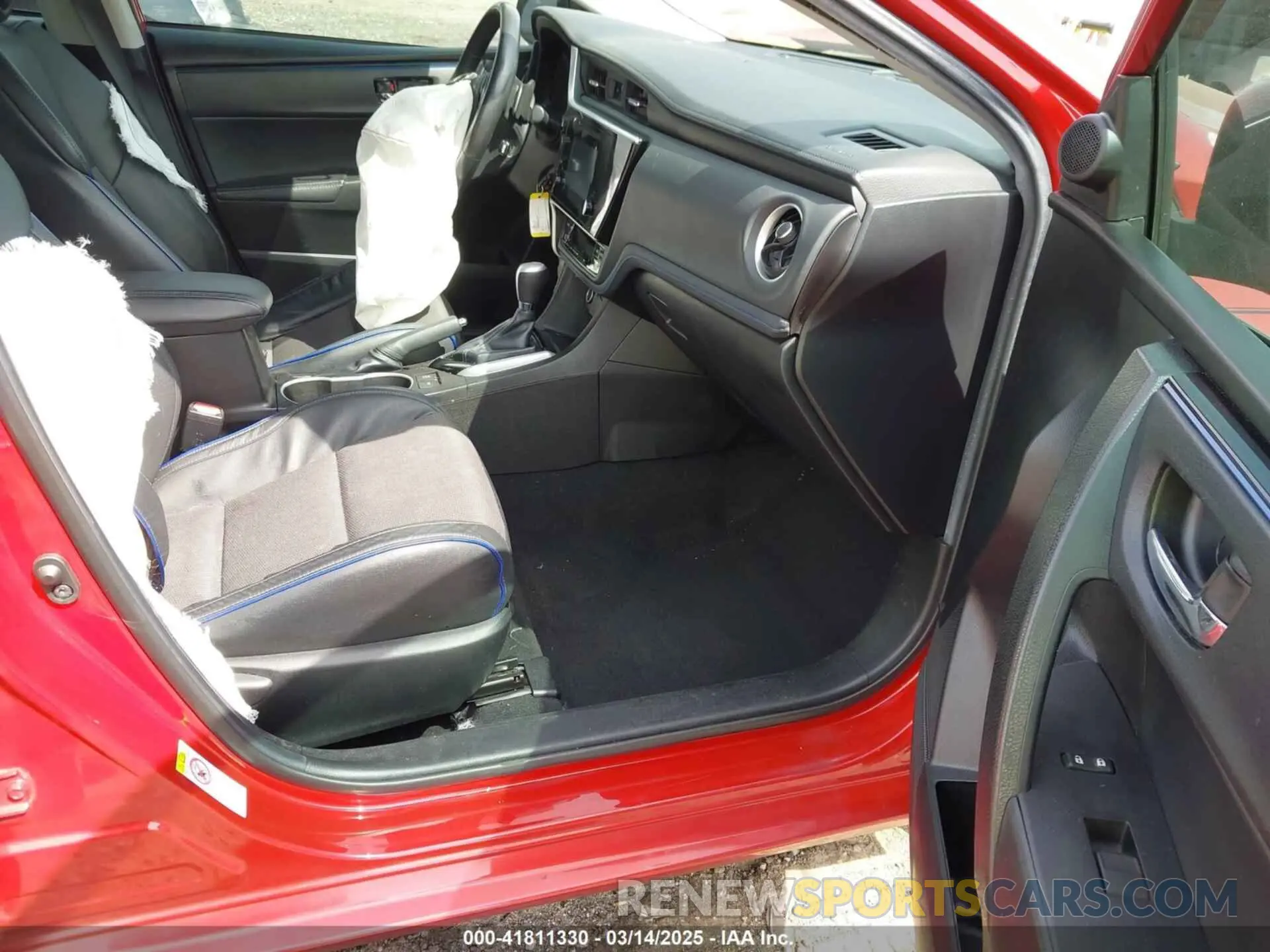 5 Photograph of a damaged car 5YFBURHE7KP949541 TOYOTA COROLLA 2019