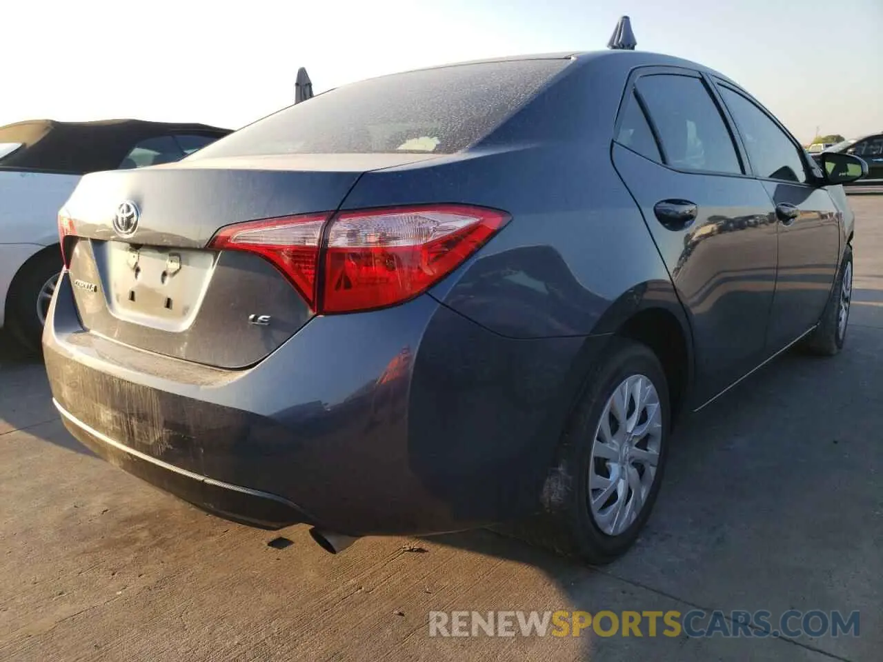 4 Photograph of a damaged car 5YFBURHE7KP949992 TOYOTA COROLLA 2019
