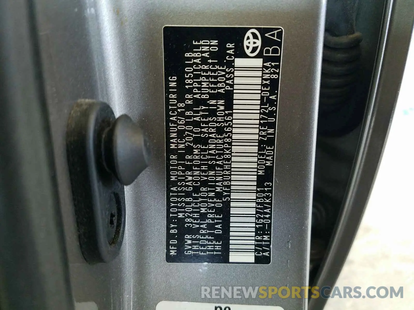 10 Photograph of a damaged car 5YFBURHE8KP856561 TOYOTA COROLLA 2019