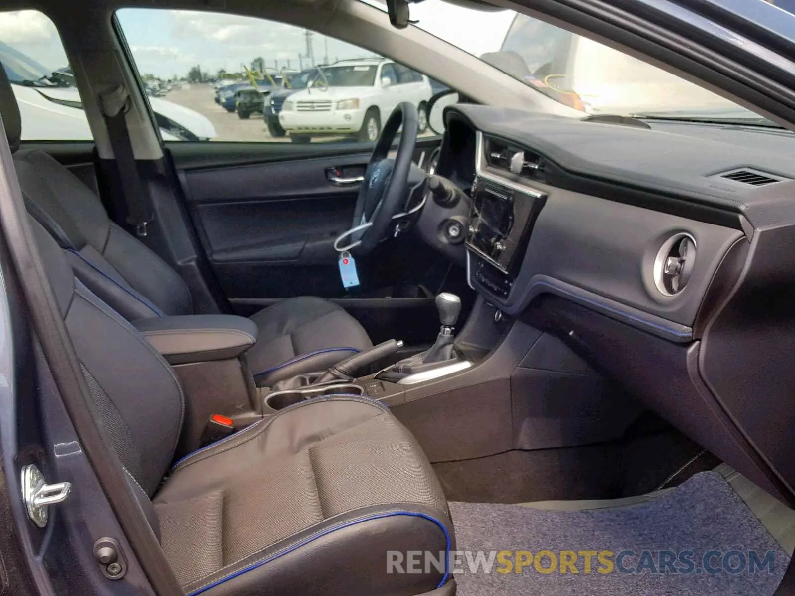 5 Photograph of a damaged car 5YFBURHE8KP859914 TOYOTA COROLLA 2019