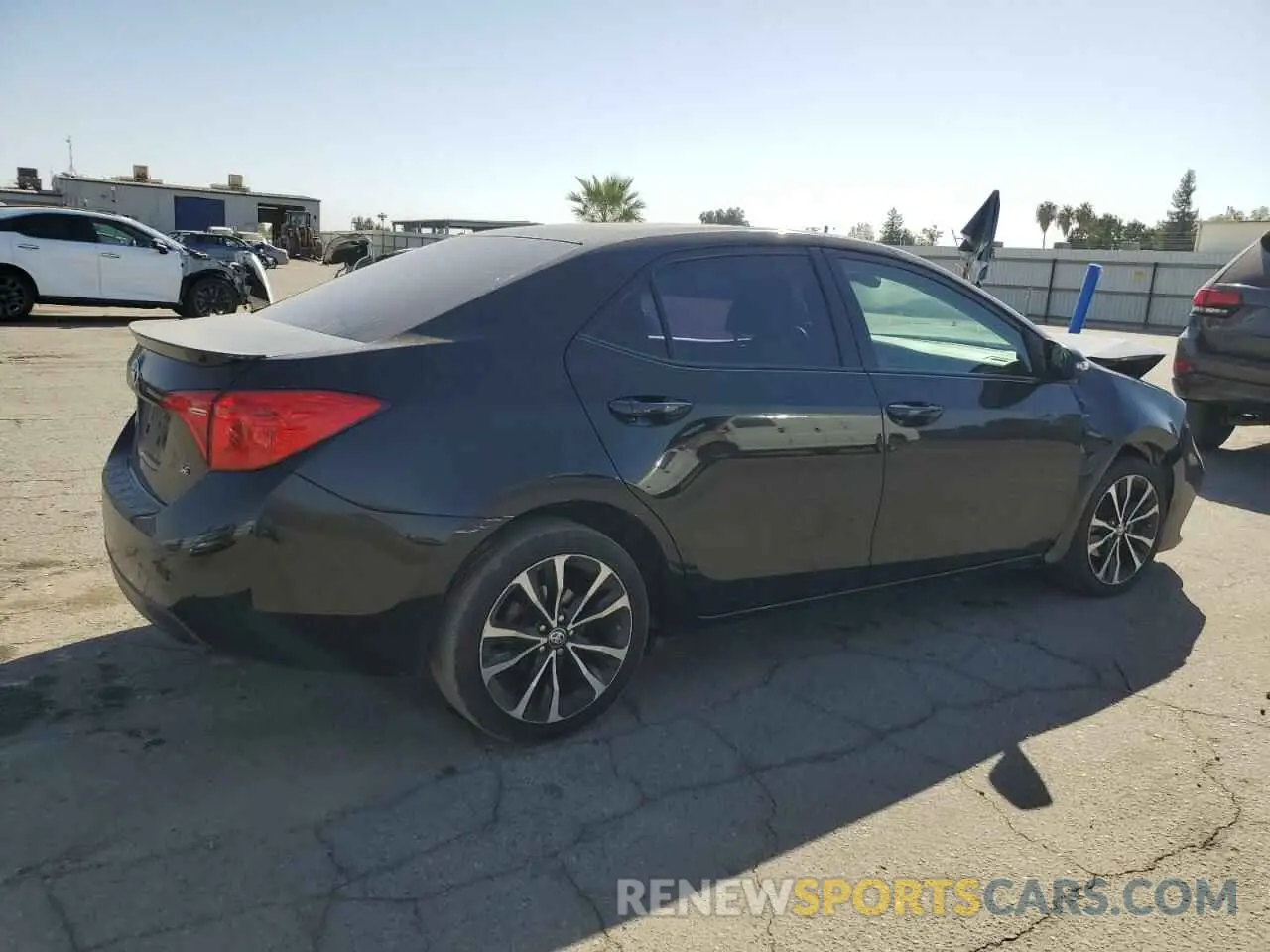3 Photograph of a damaged car 5YFBURHE8KP861646 TOYOTA COROLLA 2019