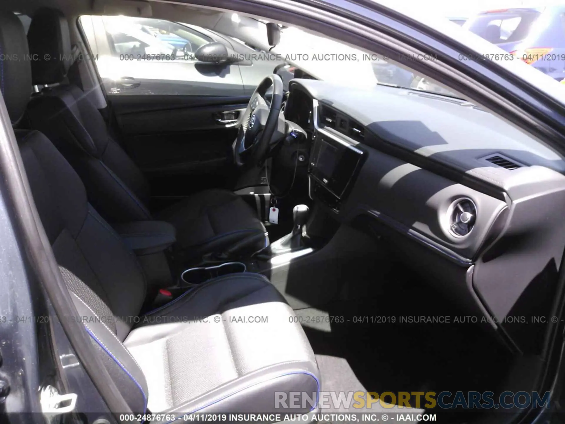 5 Photograph of a damaged car 5YFBURHE8KP863753 TOYOTA COROLLA 2019