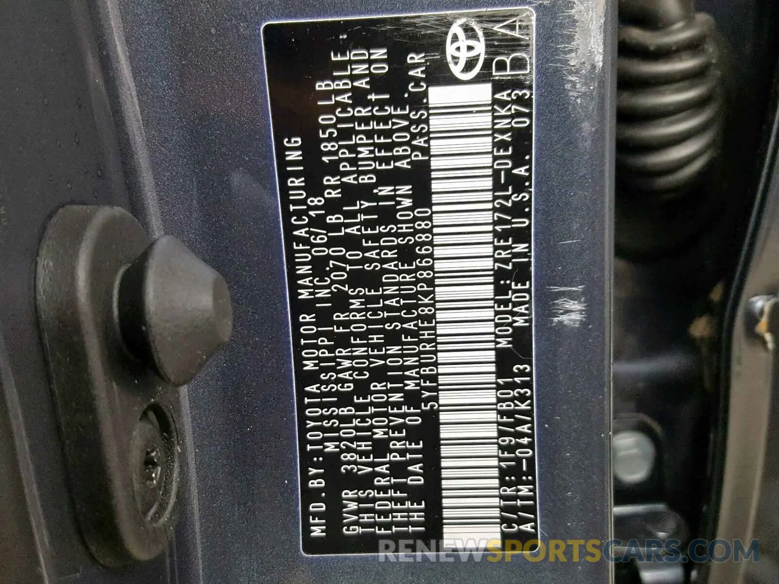 10 Photograph of a damaged car 5YFBURHE8KP866880 TOYOTA COROLLA 2019