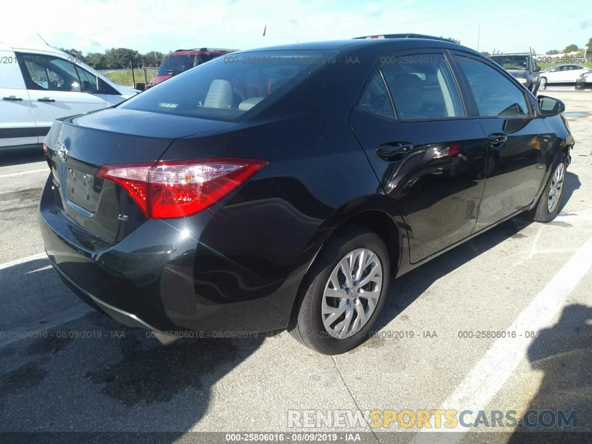 4 Photograph of a damaged car 5YFBURHE8KP872288 TOYOTA COROLLA 2019