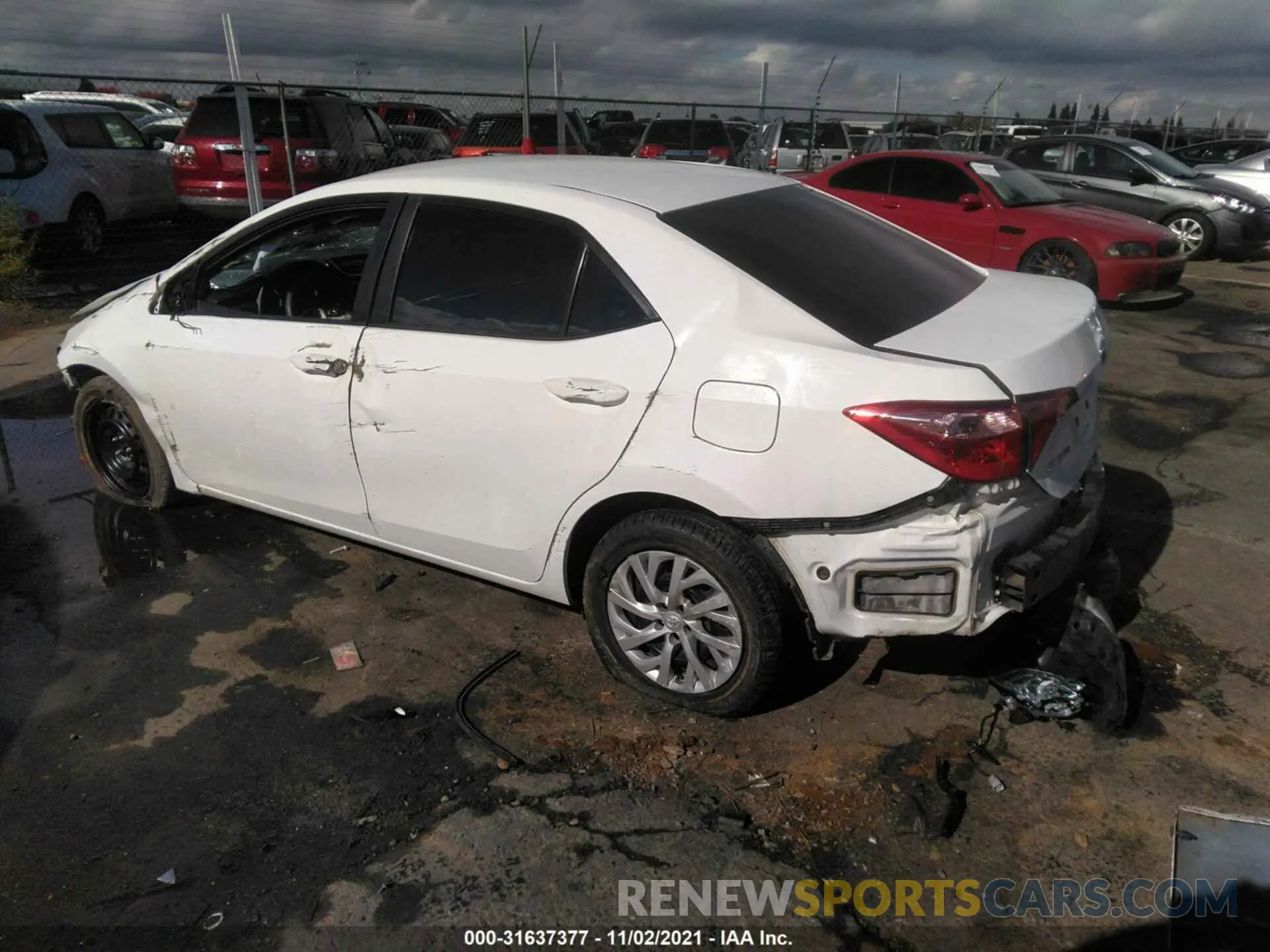 3 Photograph of a damaged car 5YFBURHE8KP873697 TOYOTA COROLLA 2019