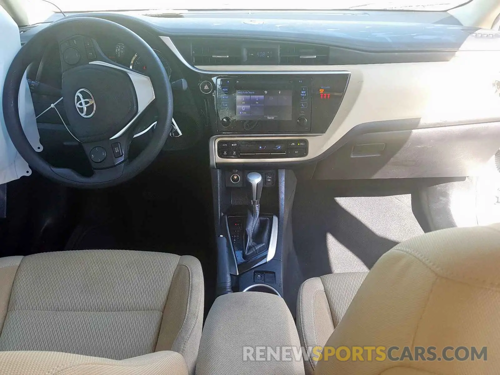 9 Photograph of a damaged car 5YFBURHE8KP875708 TOYOTA COROLLA 2019