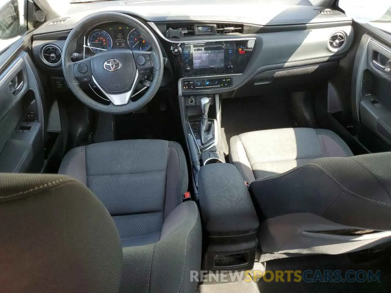 8 Photograph of a damaged car 5YFBURHE8KP883663 TOYOTA COROLLA 2019