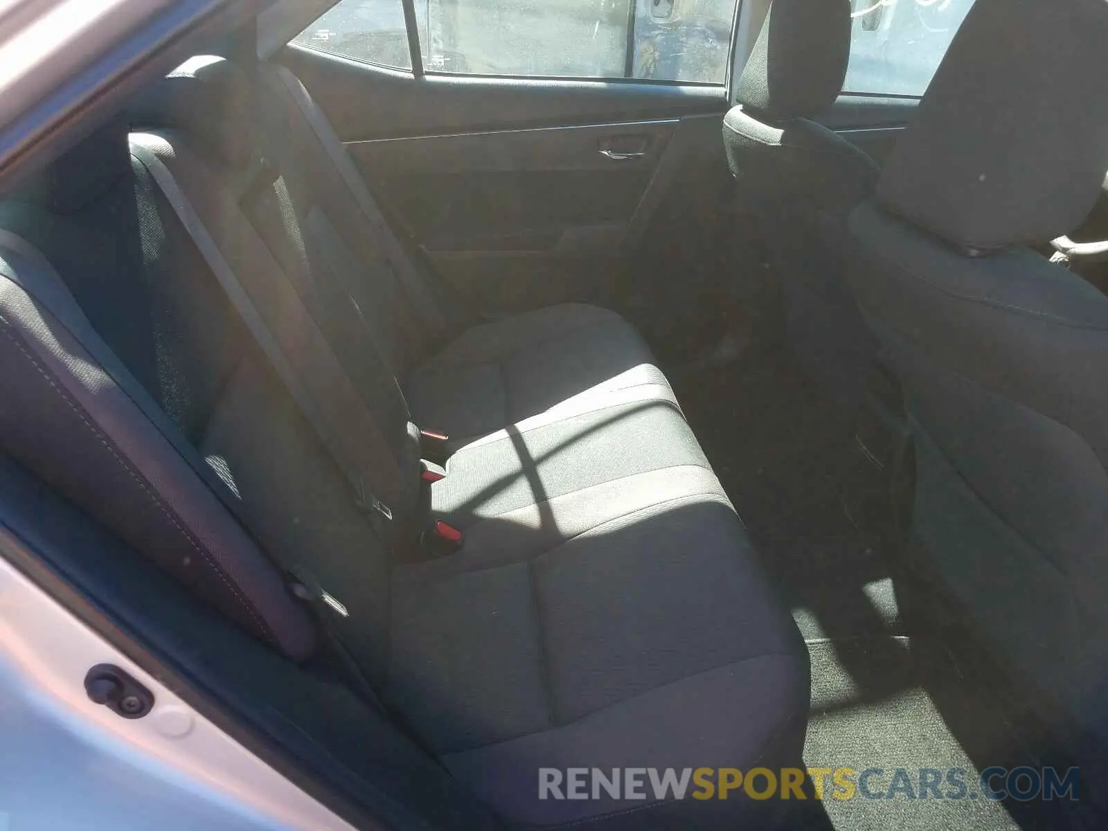 6 Photograph of a damaged car 5YFBURHE8KP887695 TOYOTA COROLLA 2019