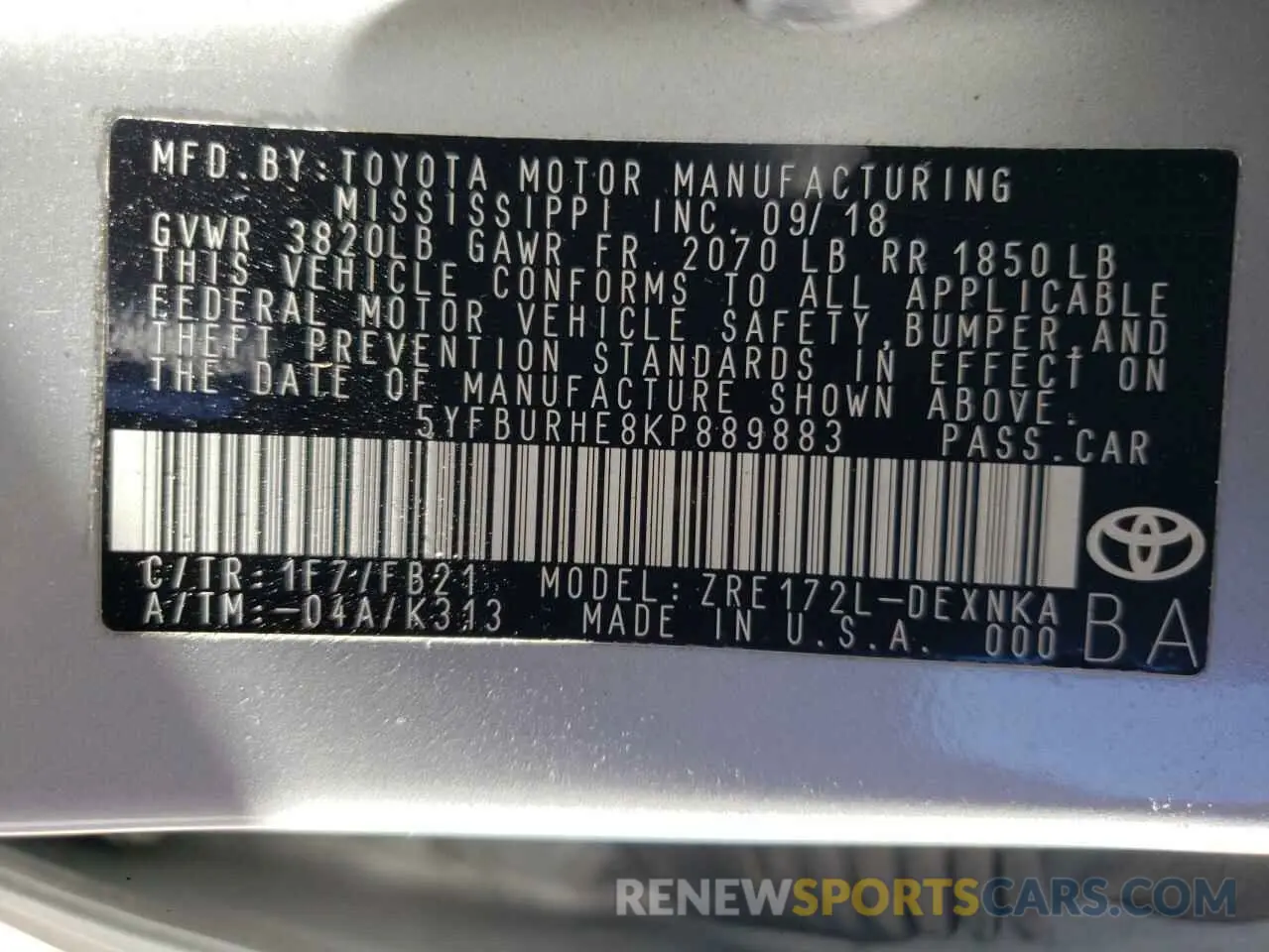 10 Photograph of a damaged car 5YFBURHE8KP889883 TOYOTA COROLLA 2019