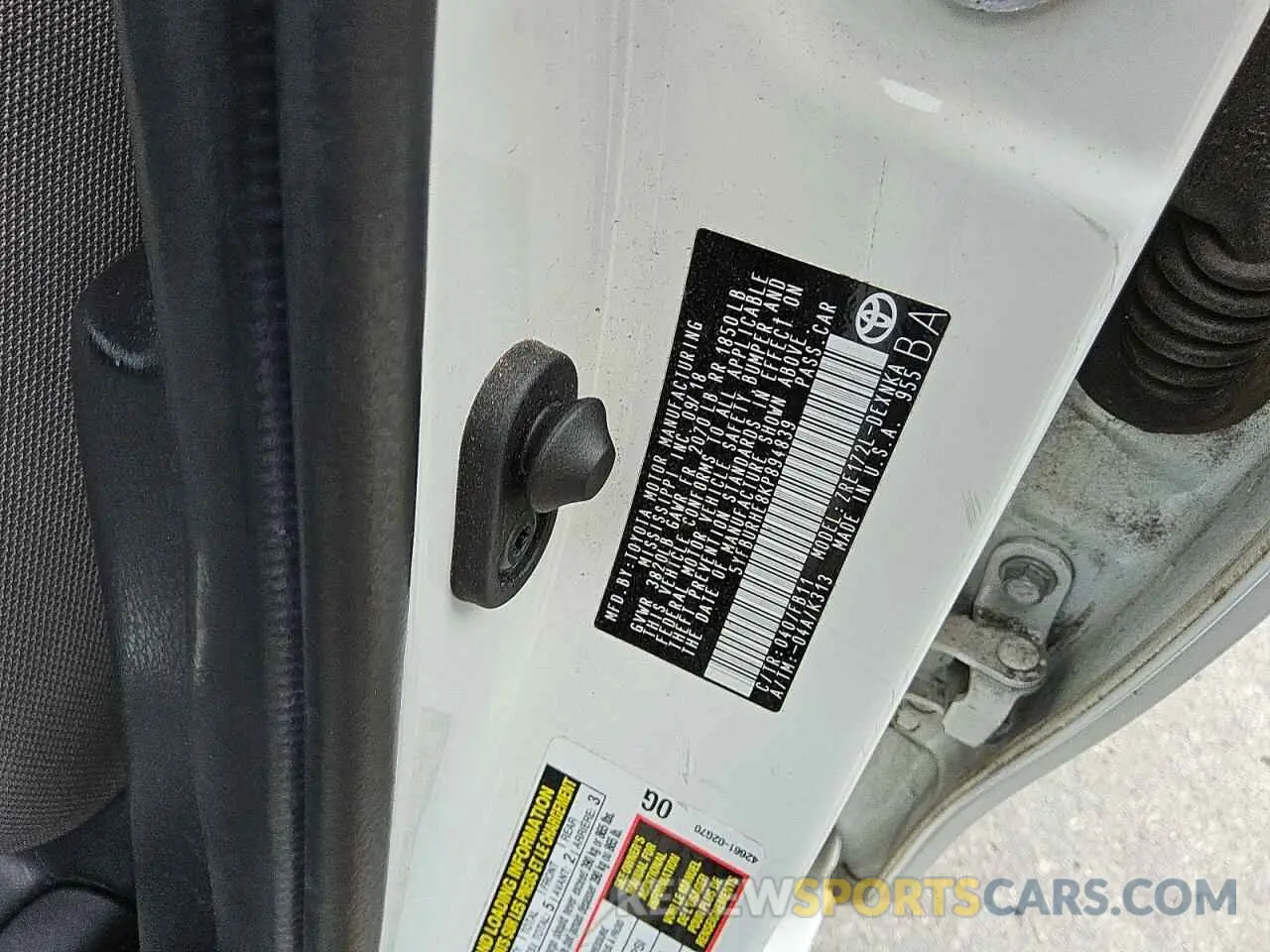 12 Photograph of a damaged car 5YFBURHE8KP894839 TOYOTA COROLLA 2019
