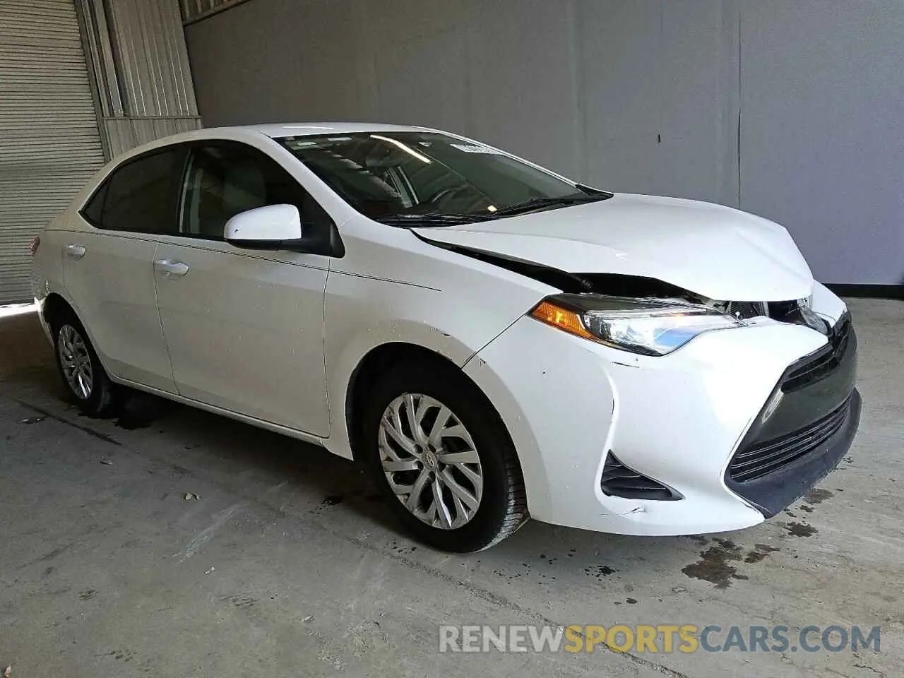 4 Photograph of a damaged car 5YFBURHE8KP894839 TOYOTA COROLLA 2019