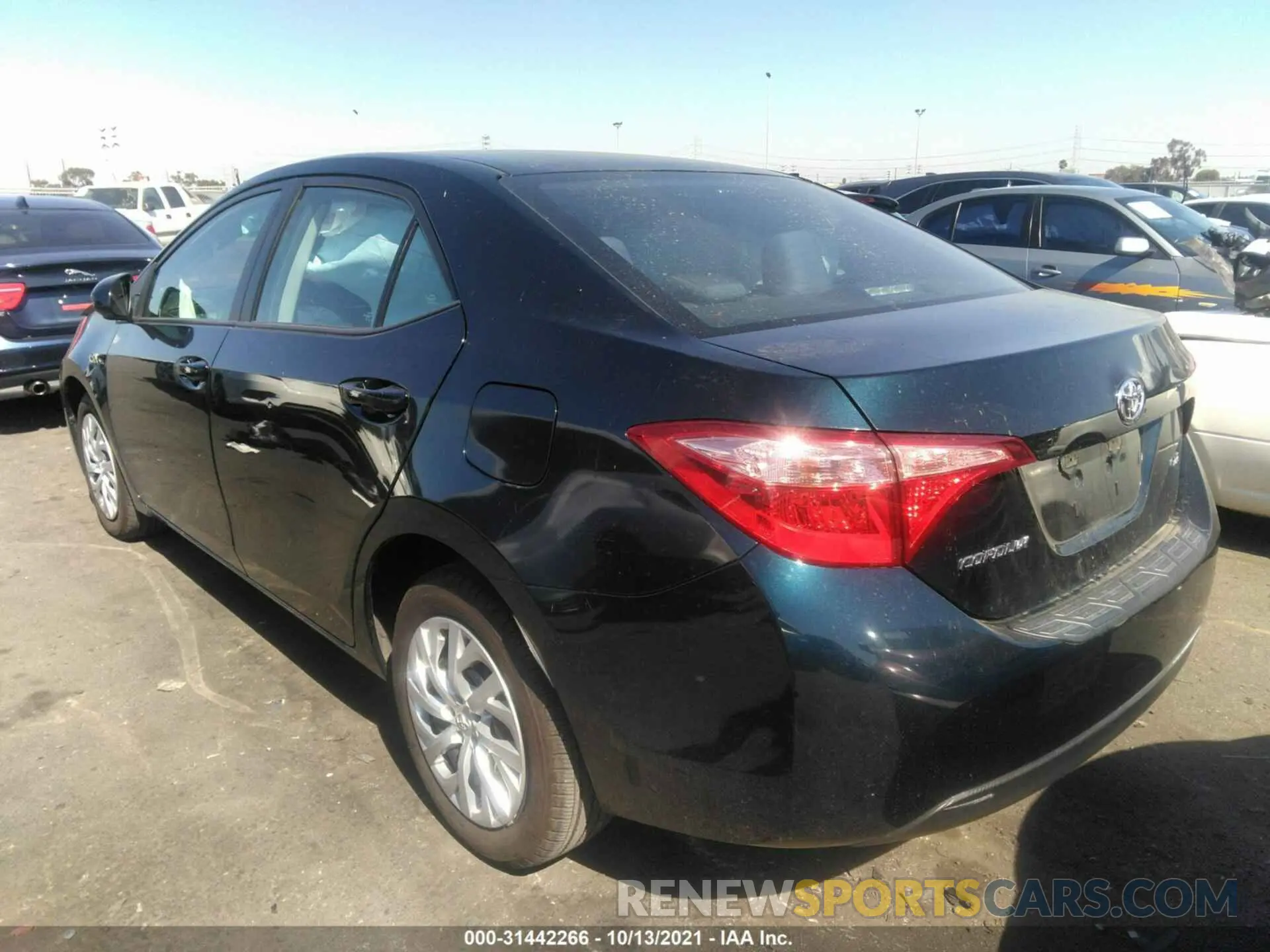 3 Фотография поврежденного автомобиля 5YFBURHE8KP895506 TOYOTA COROLLA 2019