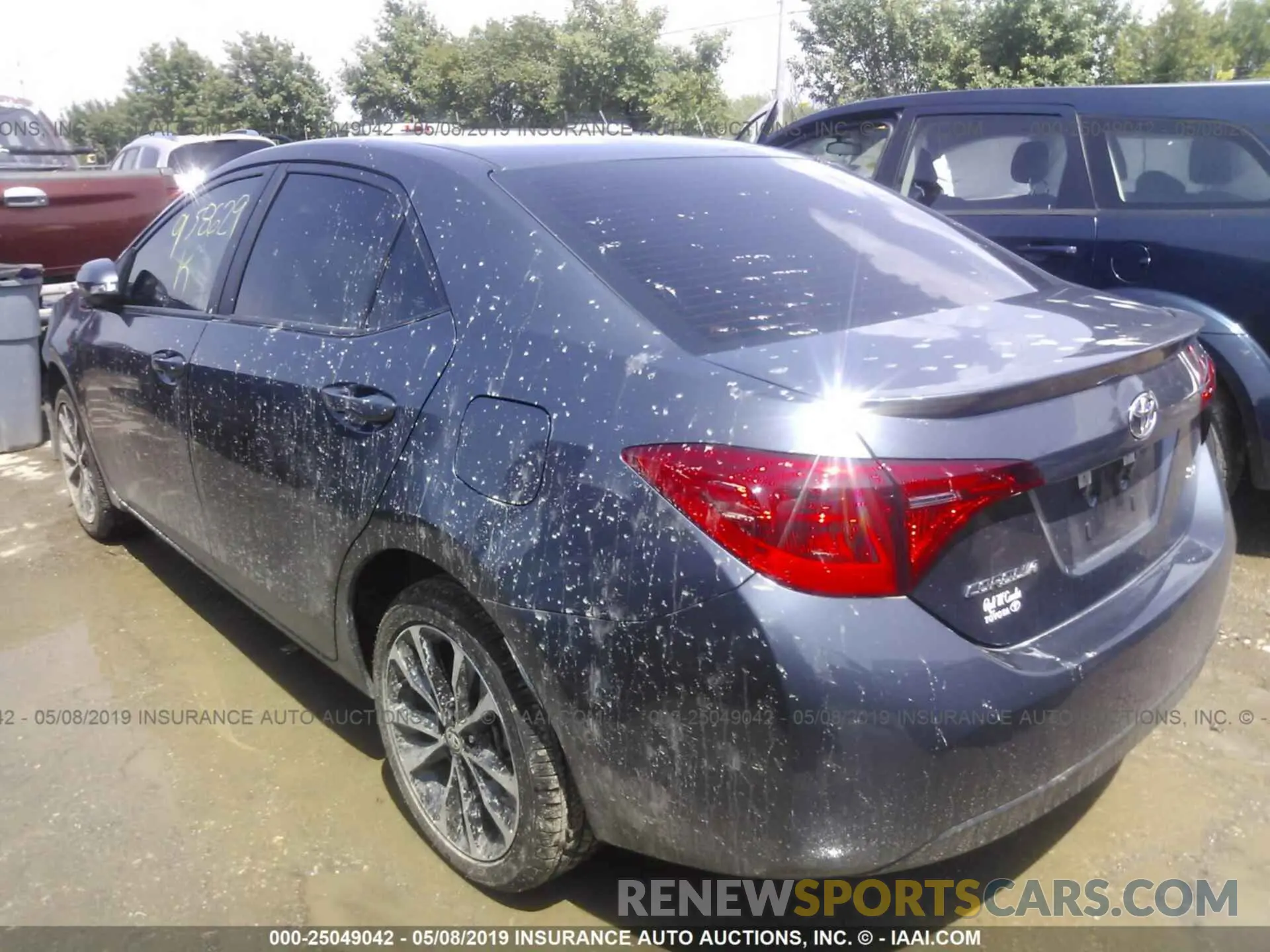 3 Photograph of a damaged car 5YFBURHE8KP895862 TOYOTA COROLLA 2019