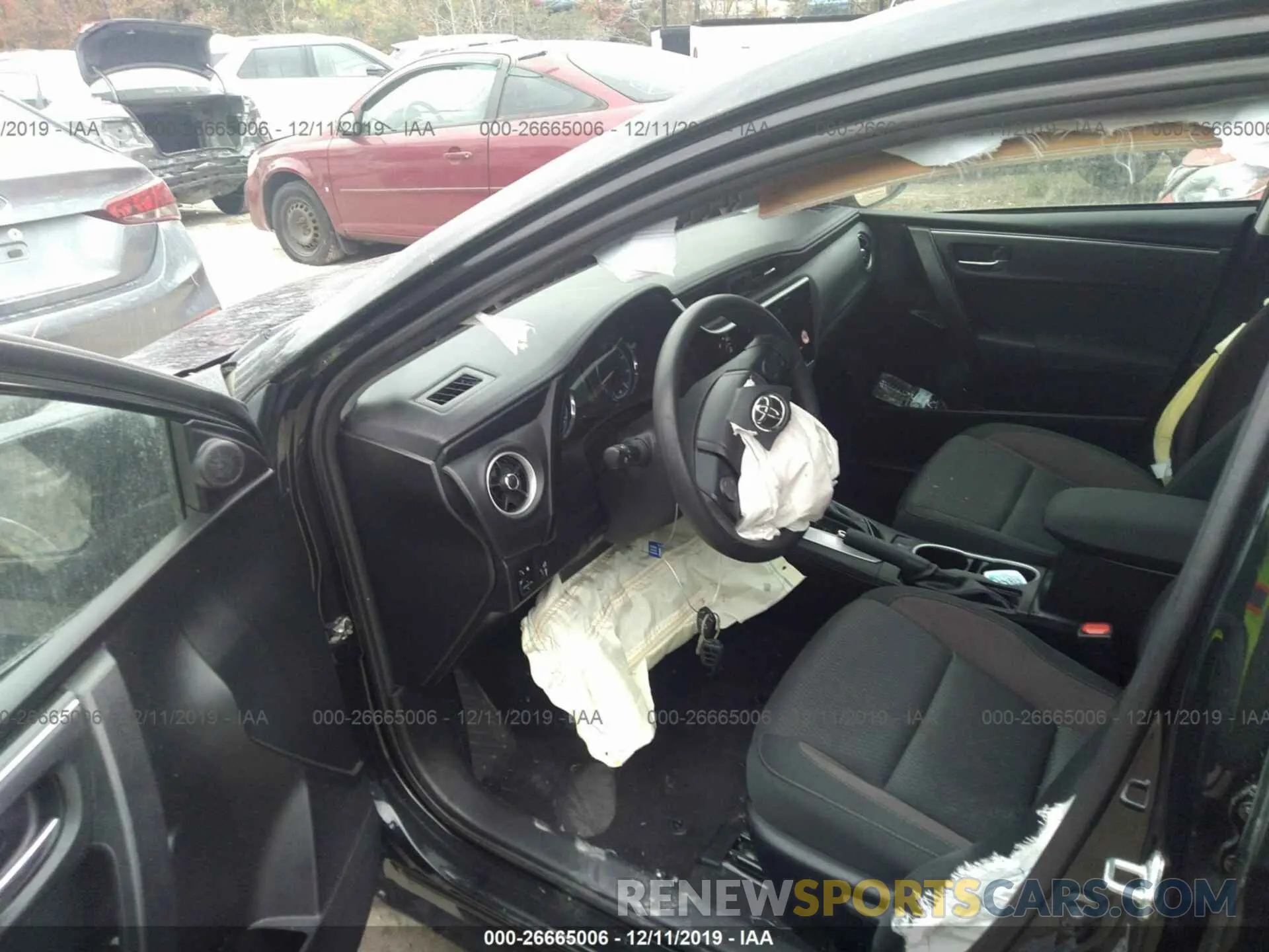 5 Photograph of a damaged car 5YFBURHE8KP895957 TOYOTA COROLLA 2019